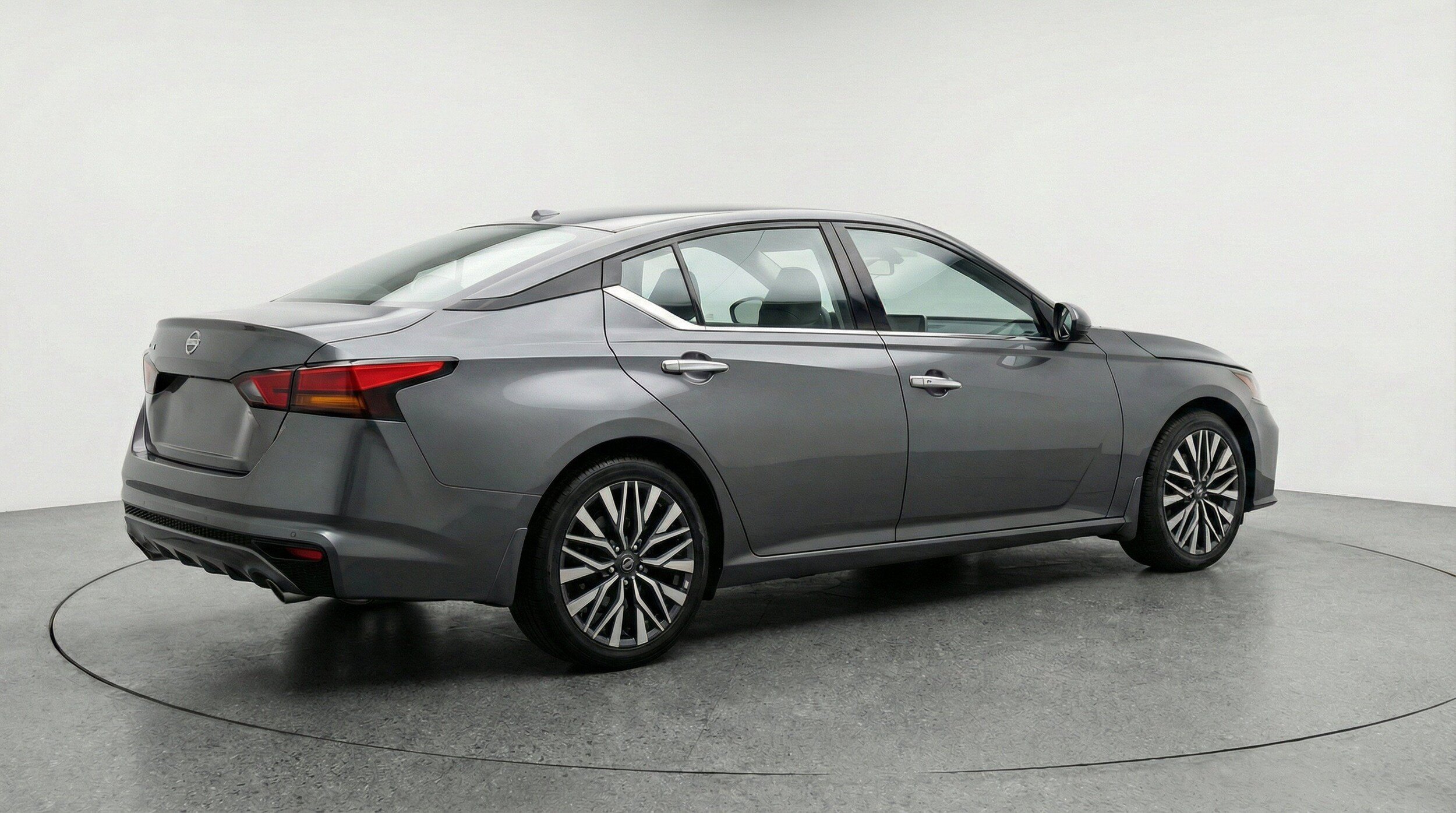 Thumbnail: 2025 Nissan Altima - 9