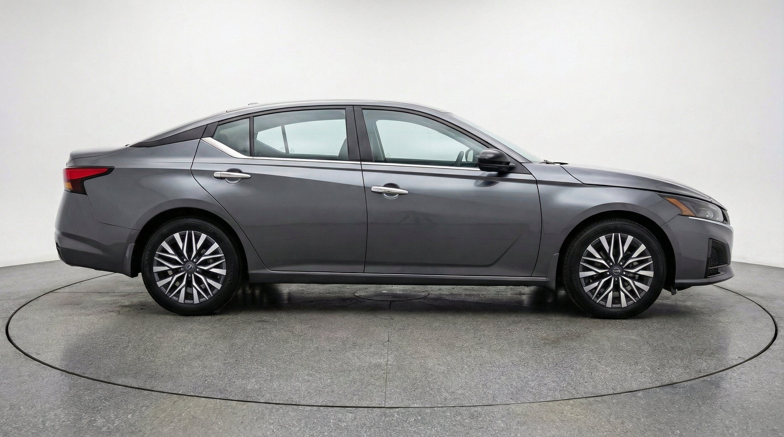 Thumbnail: 2025 Nissan Altima - 11