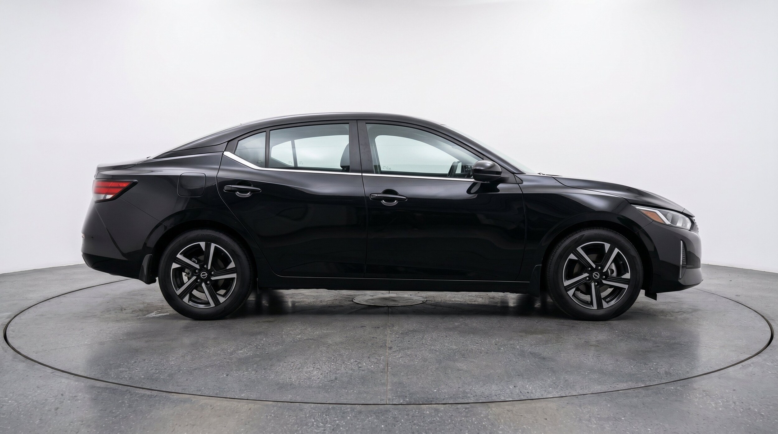 Thumbnail: 2025 Nissan Sentra - 11