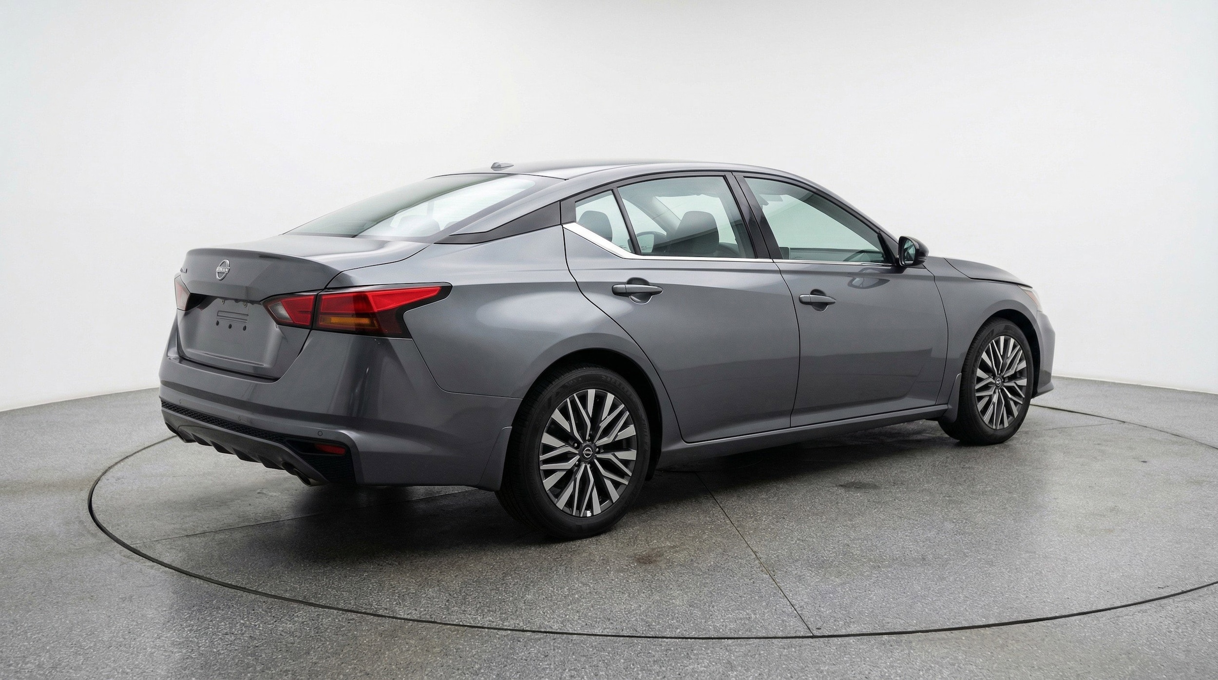 Thumbnail: 2025 Nissan Altima - 9