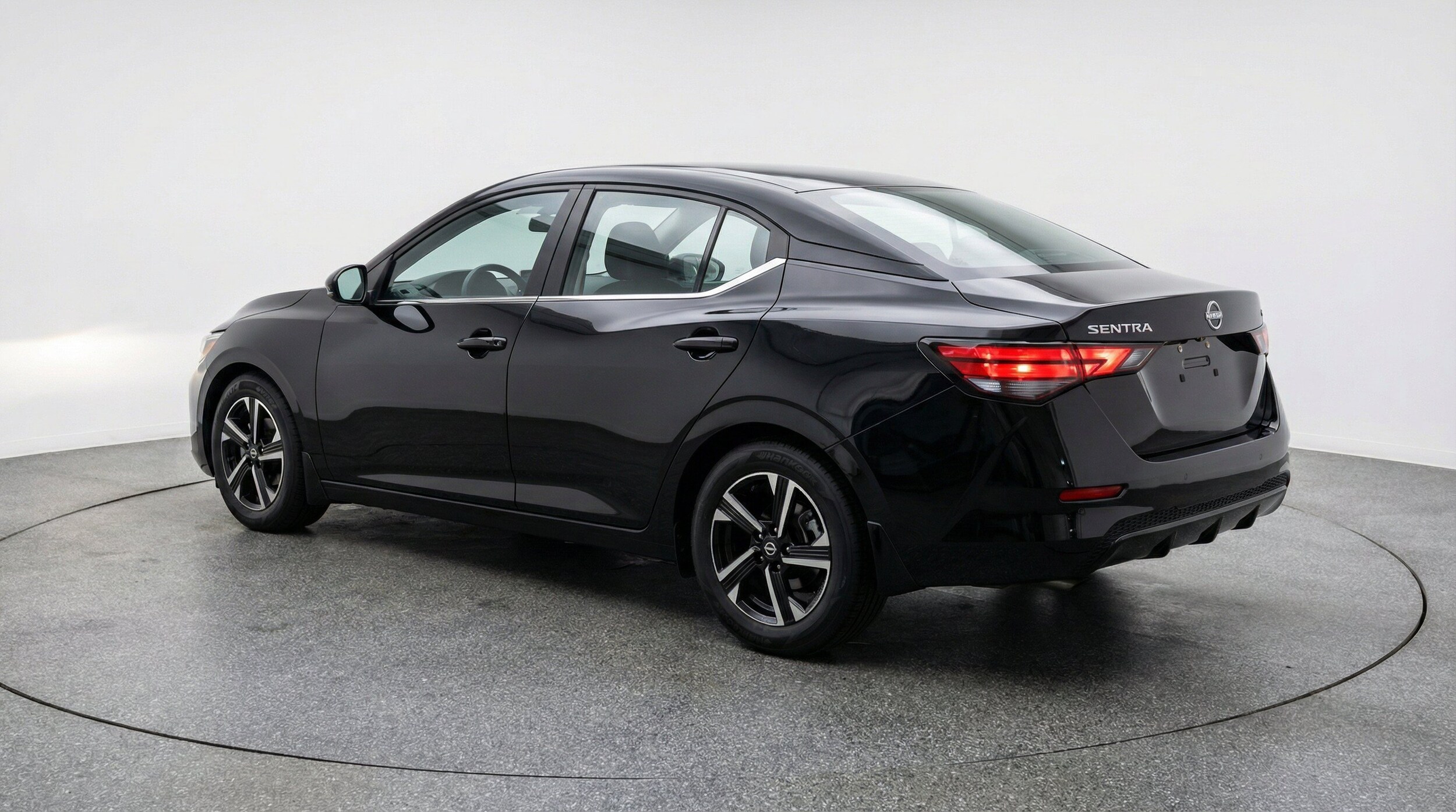 Thumbnail: 2025 Nissan Sentra - 6