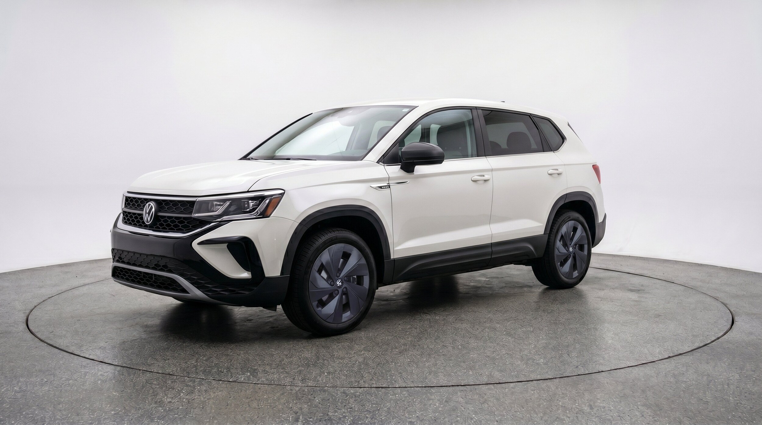 Thumbnail: 2026 Volkswagen Taos - 3