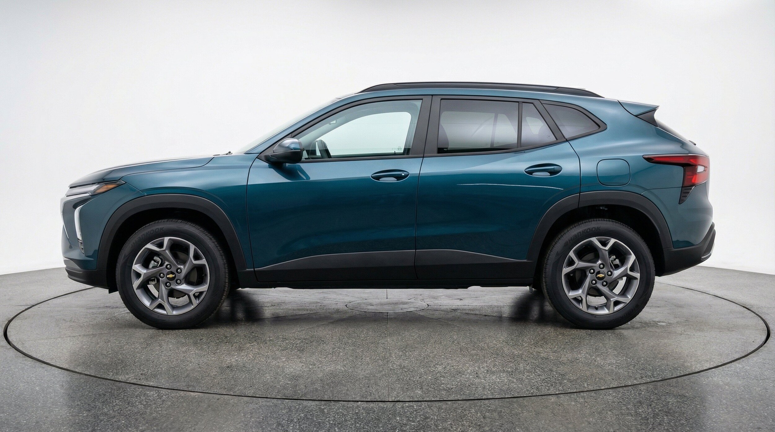 Thumbnail: 2025 Chevrolet Trax - 5