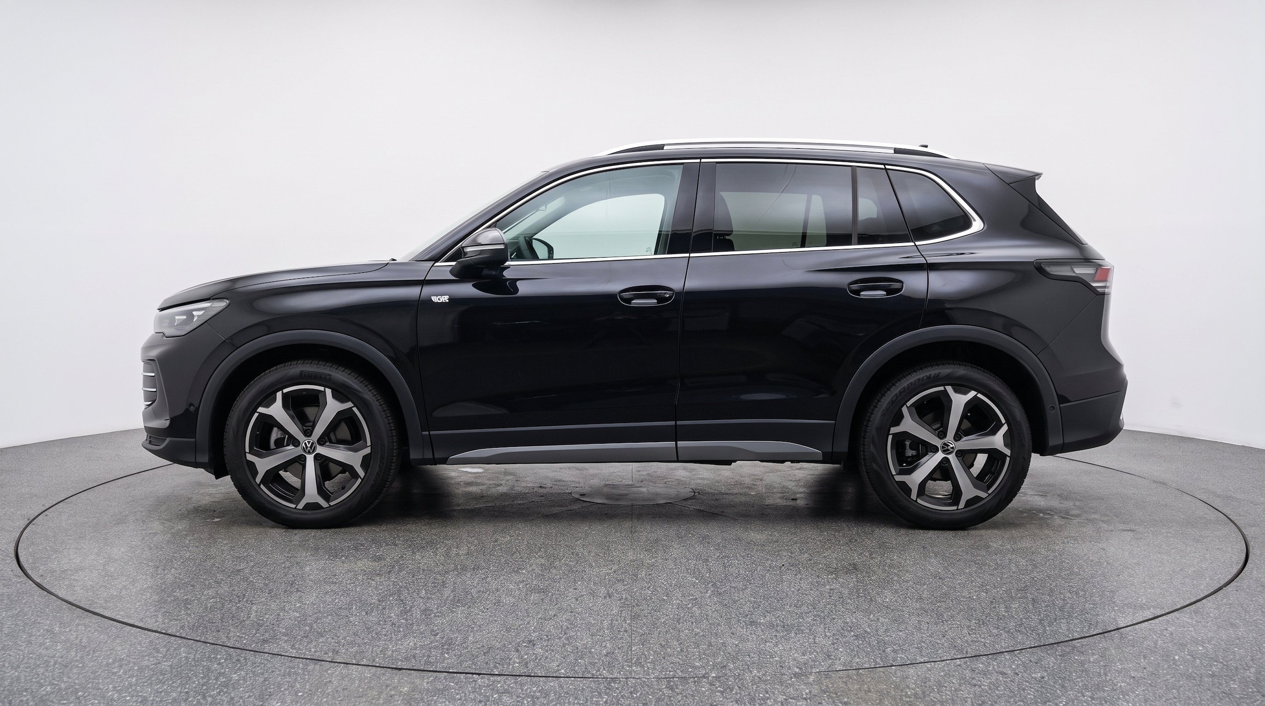 Thumbnail: 2026 Volkswagen Tiguan - 5