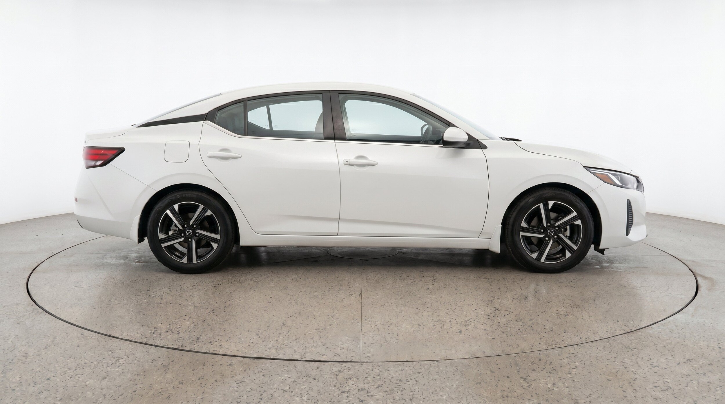 Thumbnail: 2025 Nissan Sentra - 11