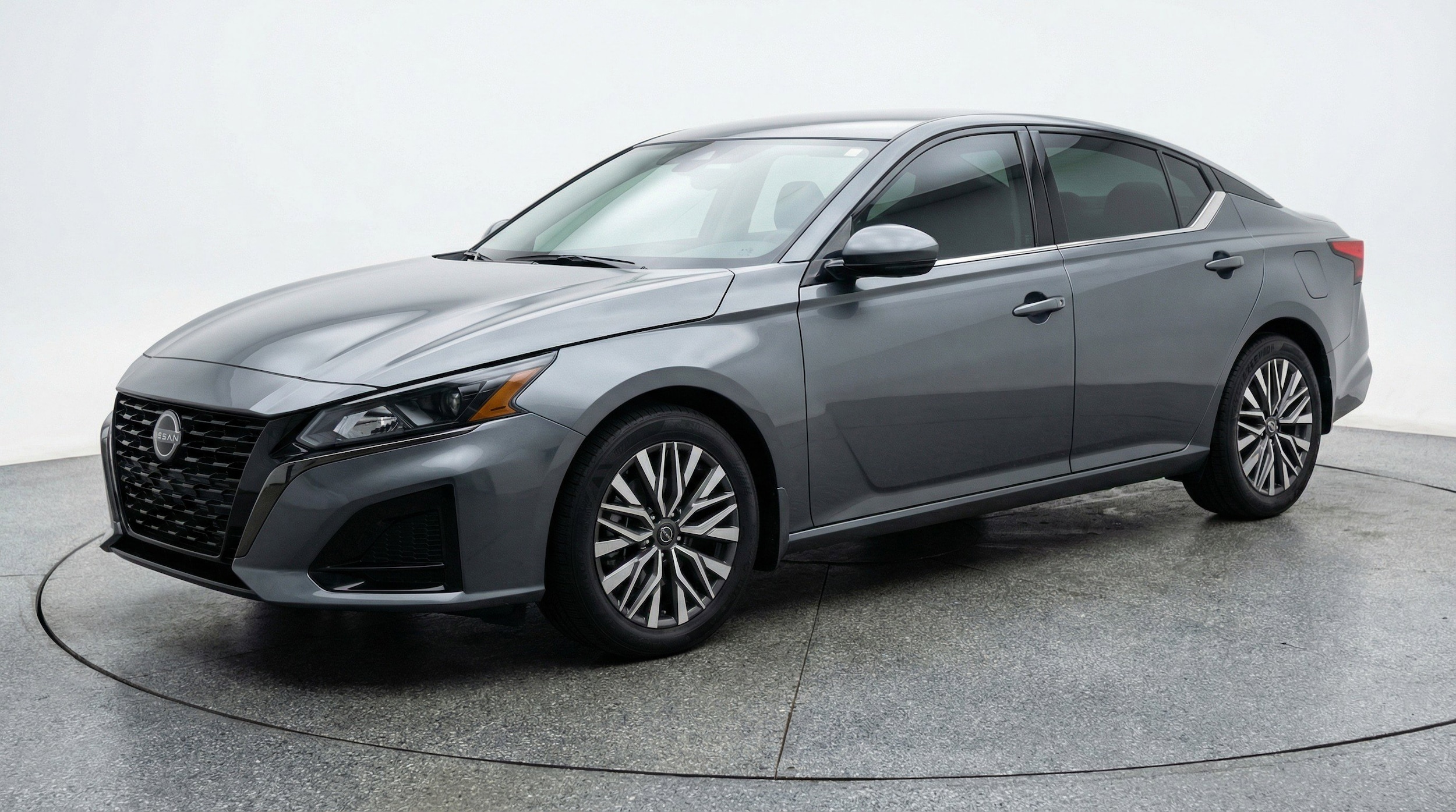 Thumbnail: 2025 Nissan Altima - 3