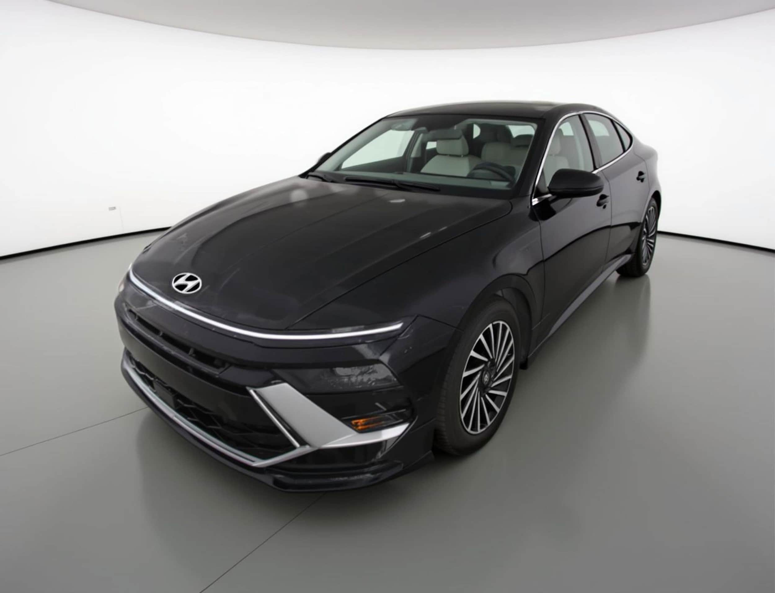 Thumbnail: 2025 Hyundai Sonata - 3