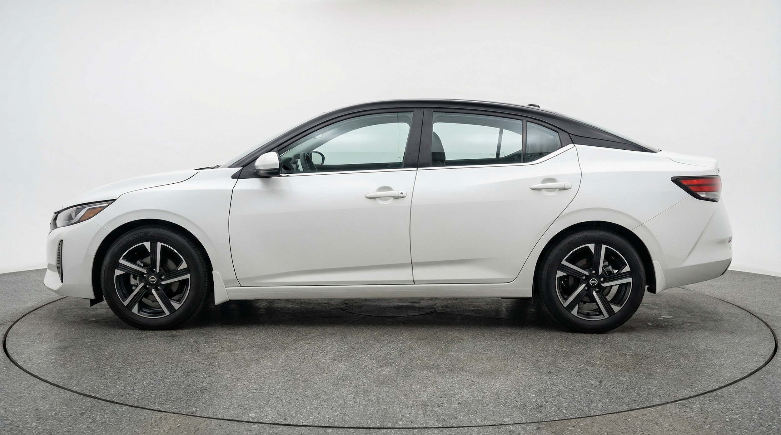 Thumbnail: 2025 Nissan Sentra - 4