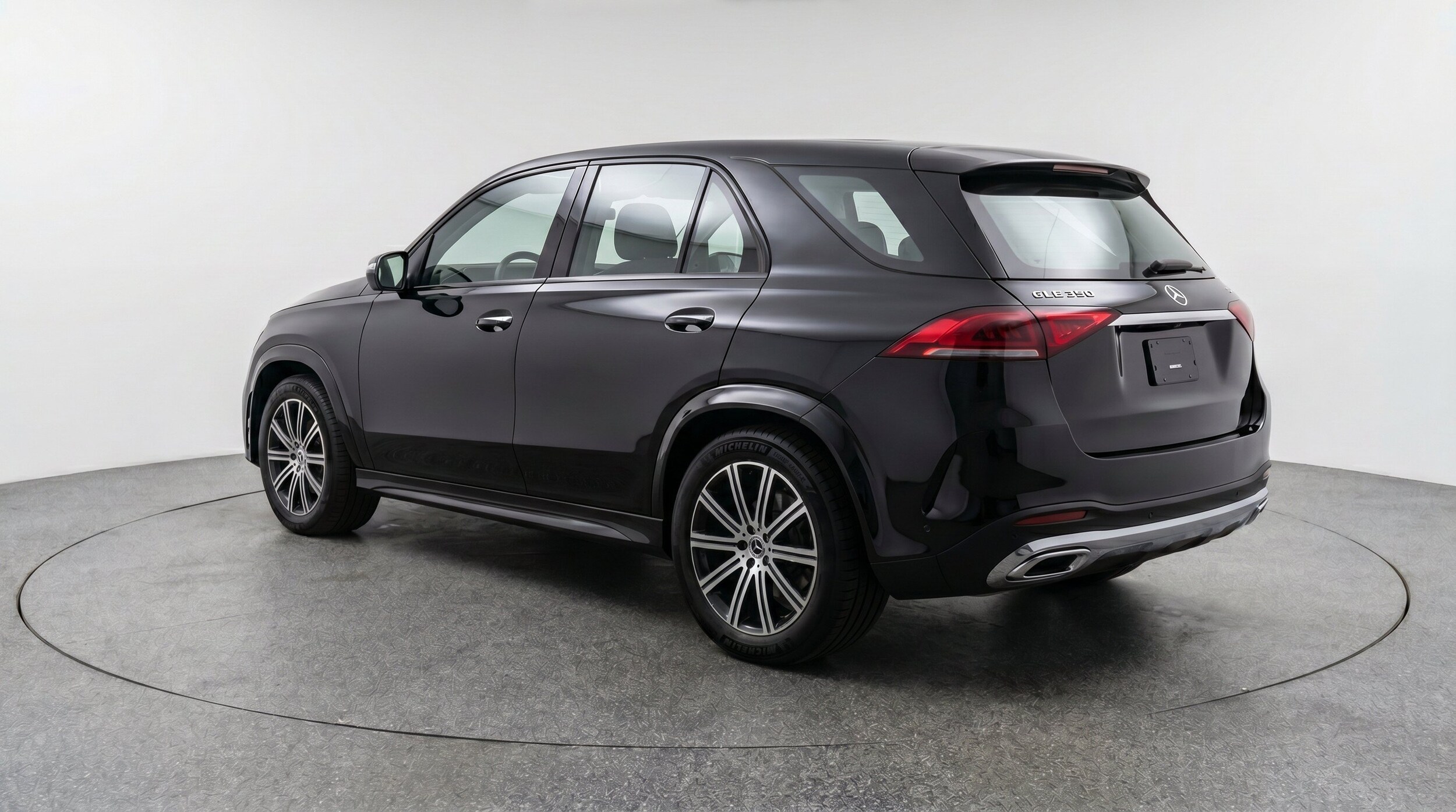 Thumbnail: 2026 Mercedes-Benz GLE - 6