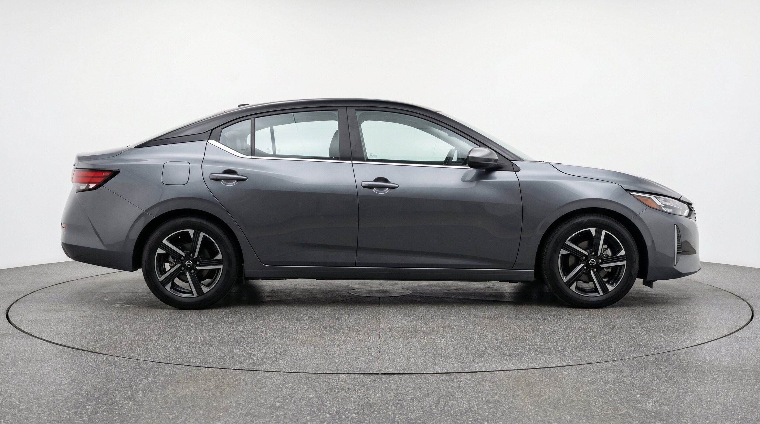 Thumbnail: 2025 Nissan Sentra - 11