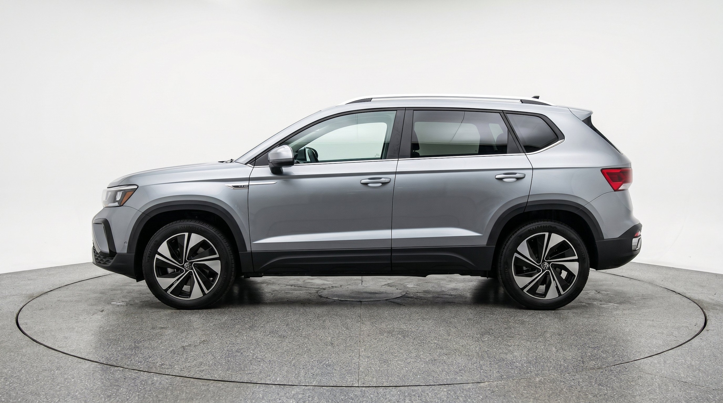 Thumbnail: 2026 Volkswagen Taos - 5