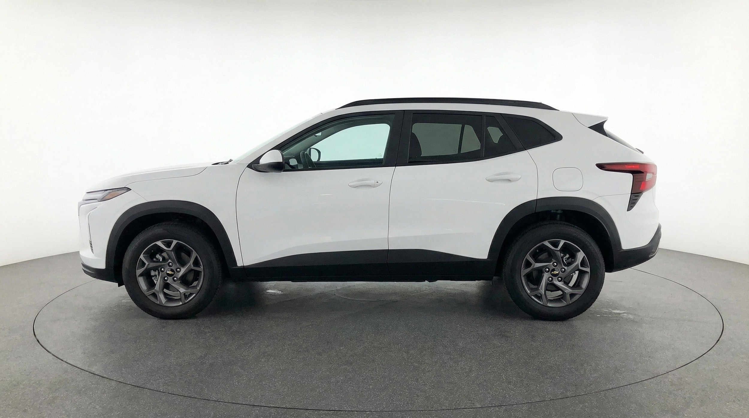 Thumbnail: 2025 Chevrolet Trax - 5