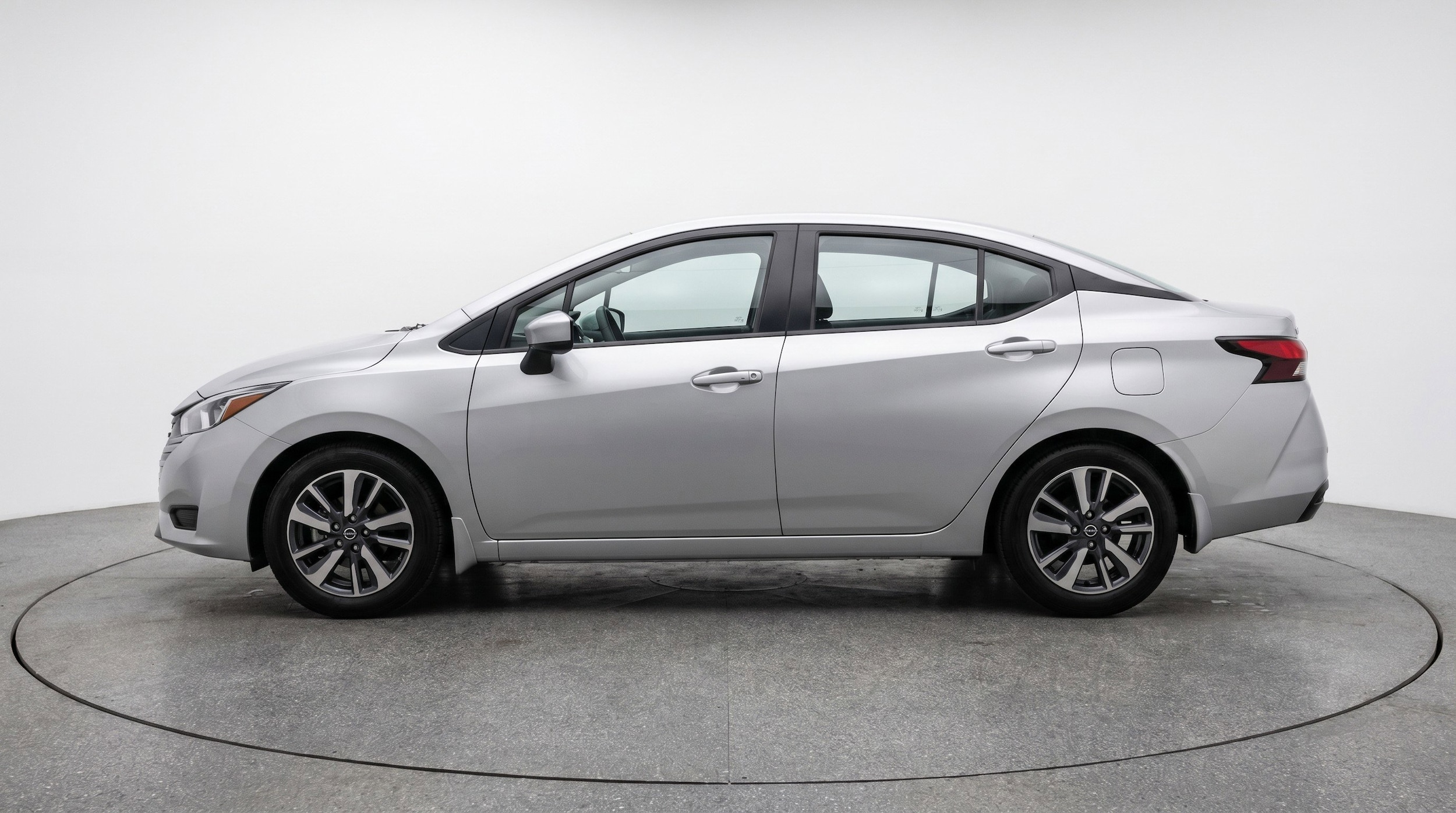 Thumbnail: 2025 Nissan Versa - 5