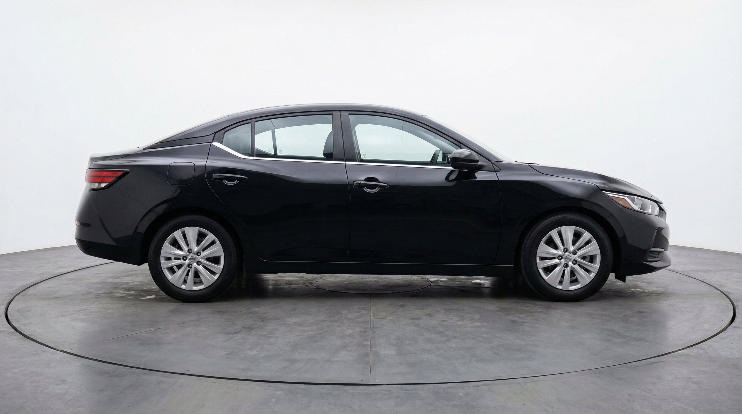 Thumbnail: 2025 Nissan Sentra - 11