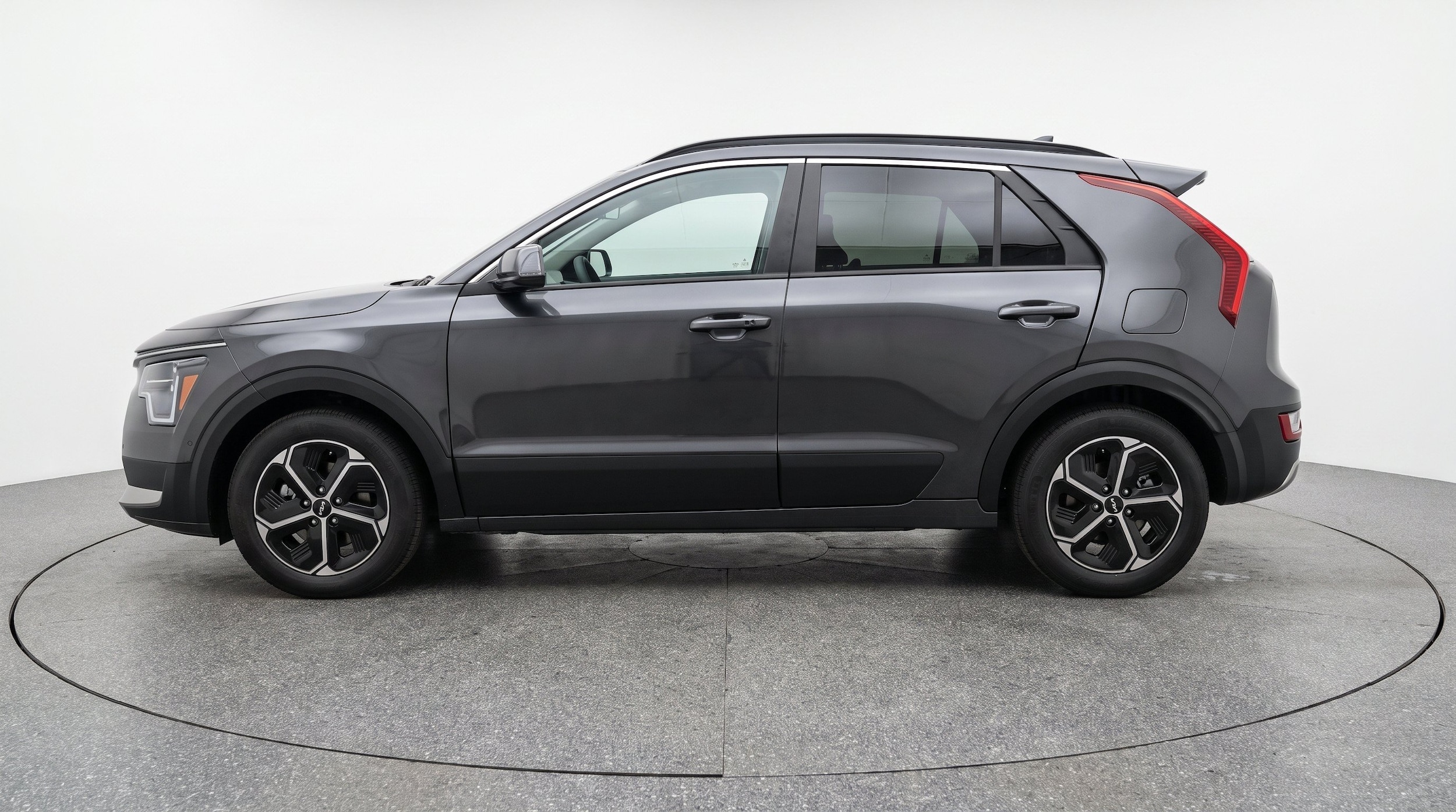 Thumbnail: 2026 Kia Niro - 5