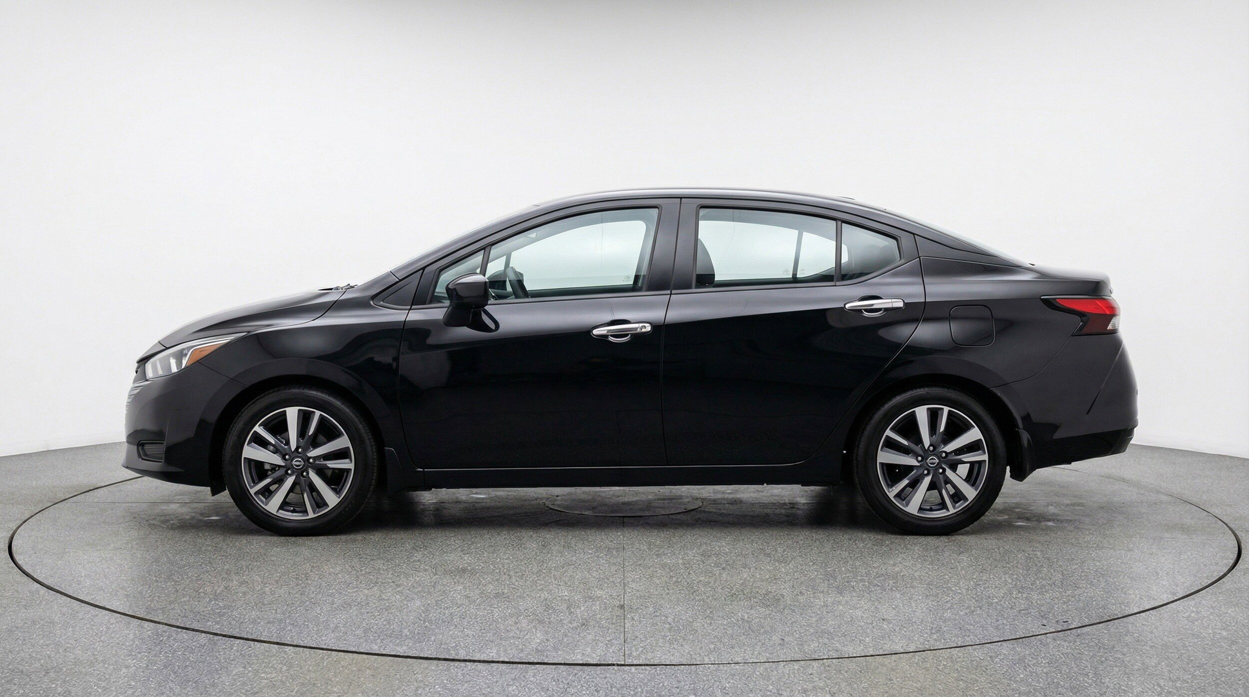 Thumbnail: 2025 Nissan Versa - 5