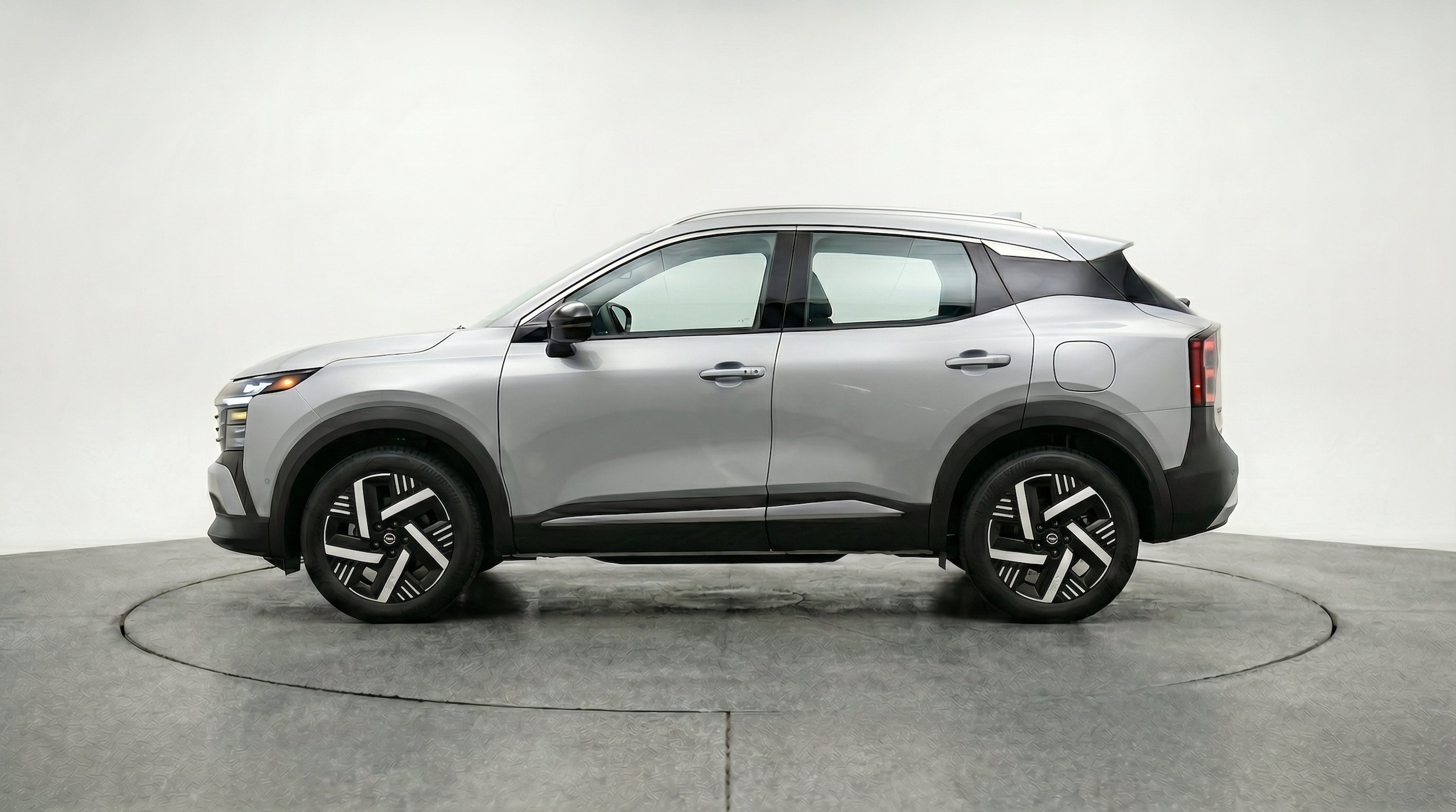 Thumbnail: 2026 Nissan Kicks - 5