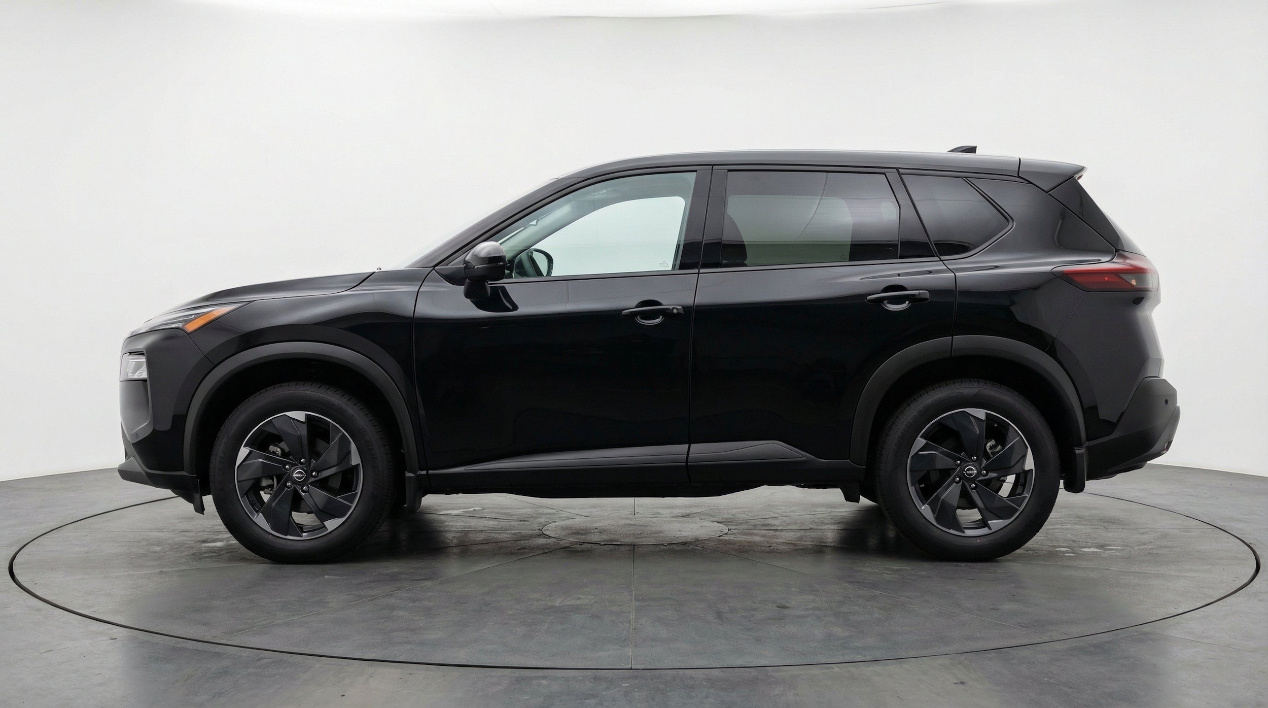 Thumbnail: 2025 Nissan Rogue - 5