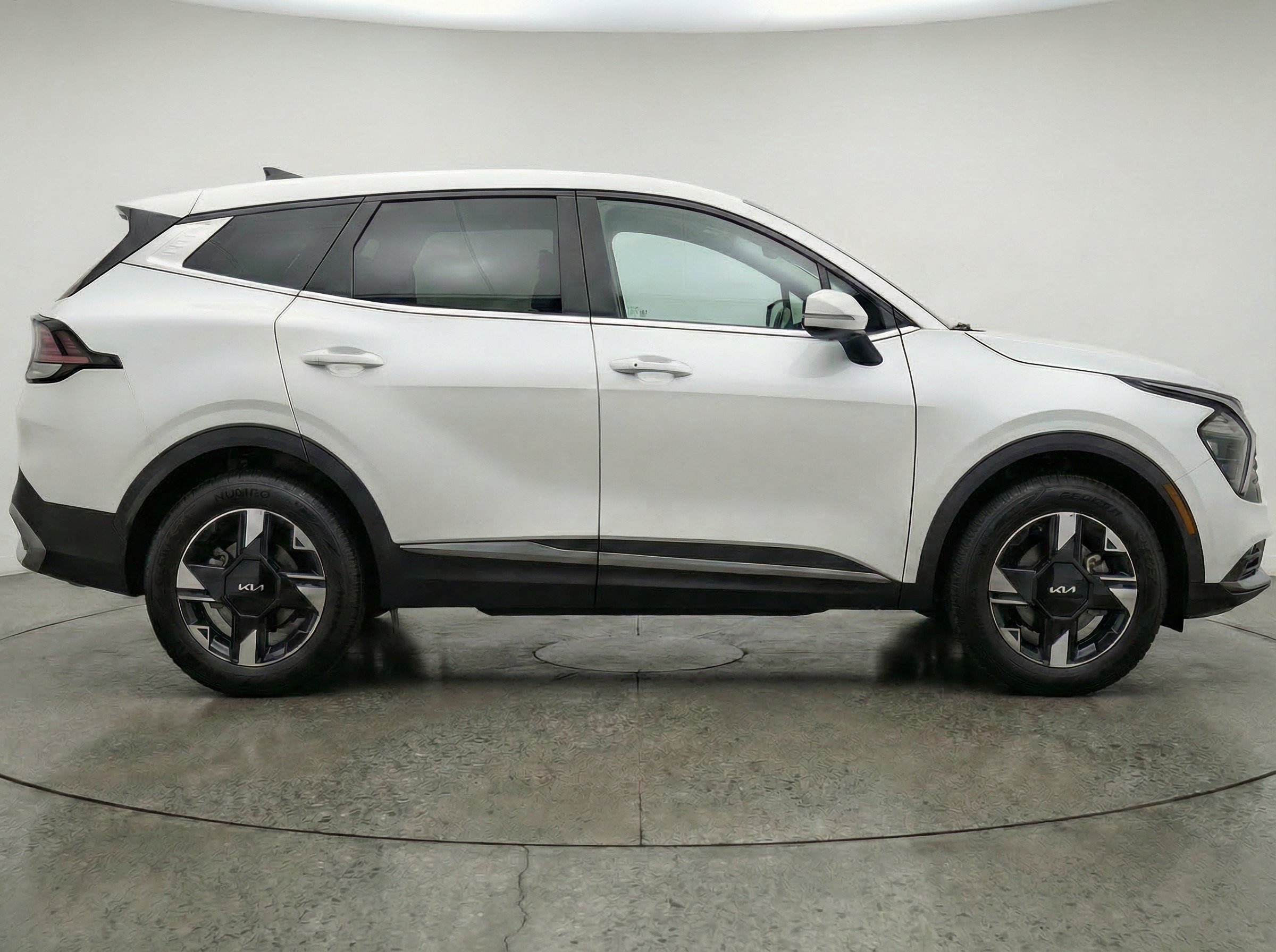Thumbnail: 2026 Kia Sportage - 11