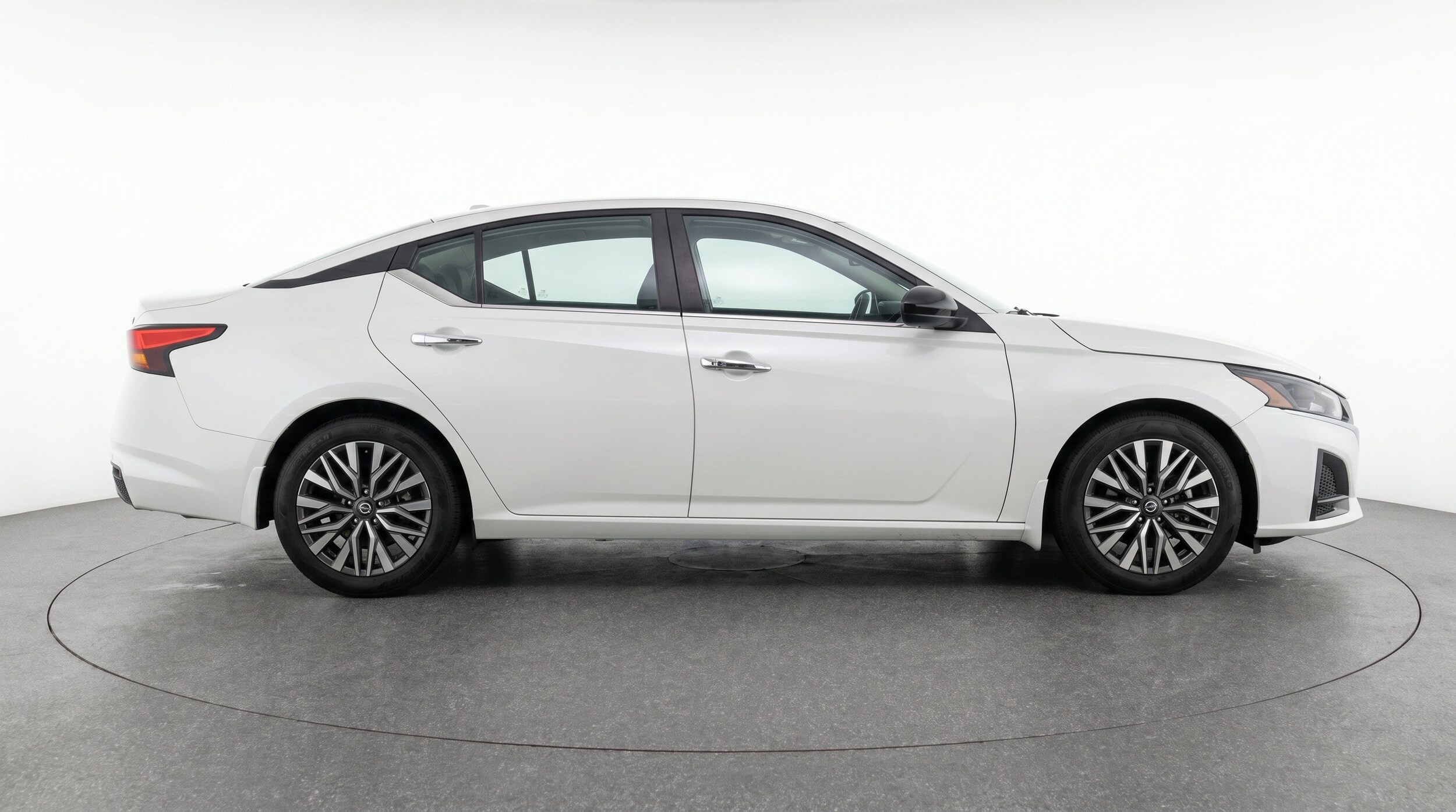 Thumbnail: 2025 Nissan Altima - 11