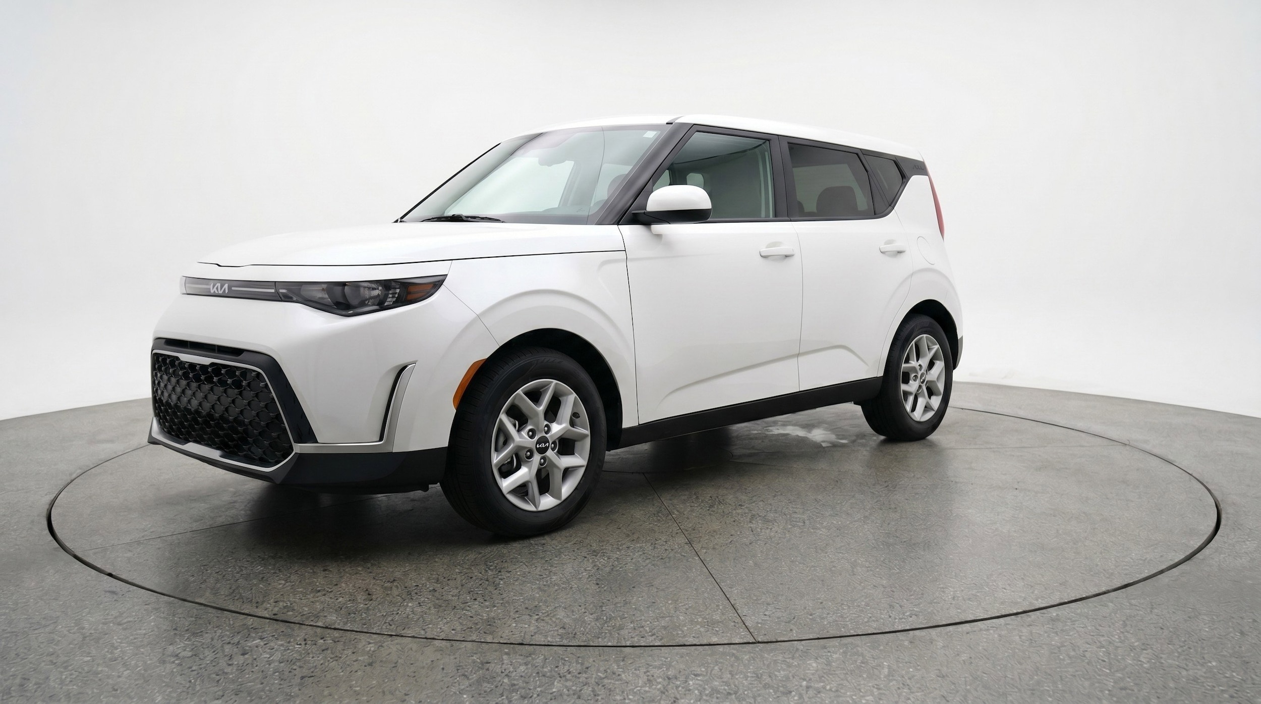 Thumbnail: 2025 Kia Soul - 3