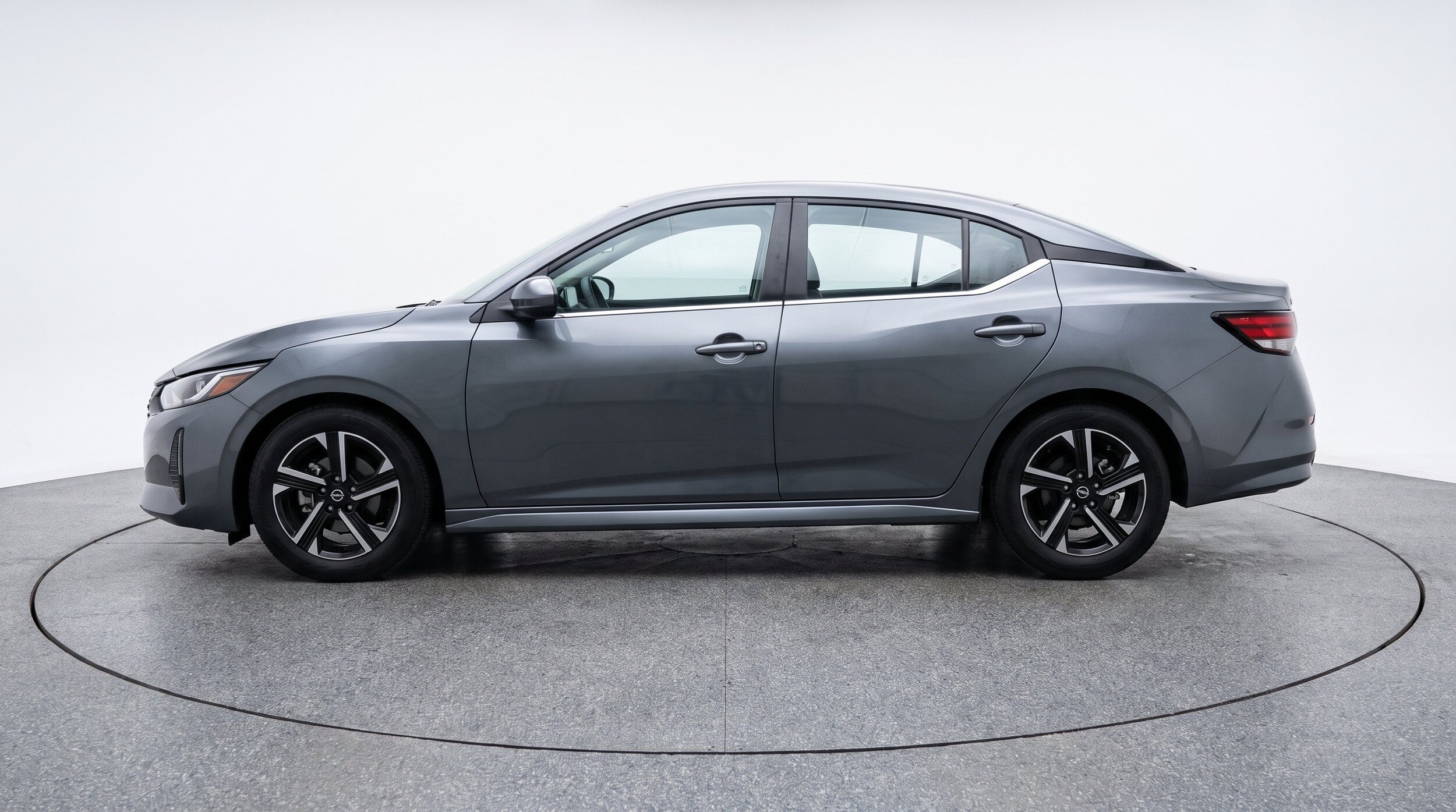 Thumbnail: 2025 Nissan Sentra - 5