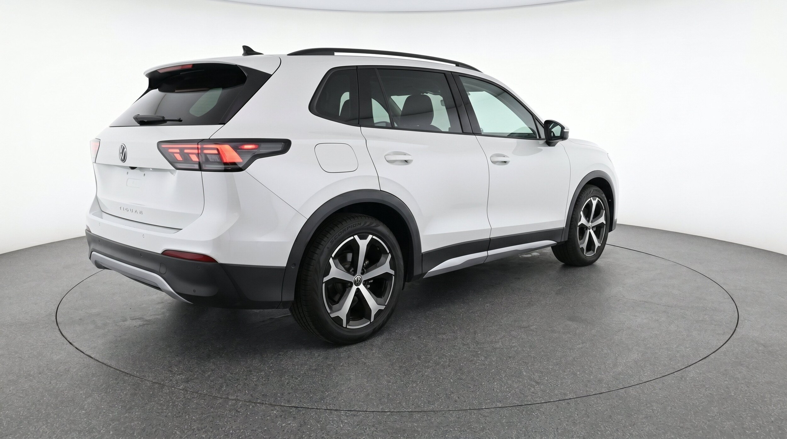 Thumbnail: 2026 Volkswagen Tiguan - 9
