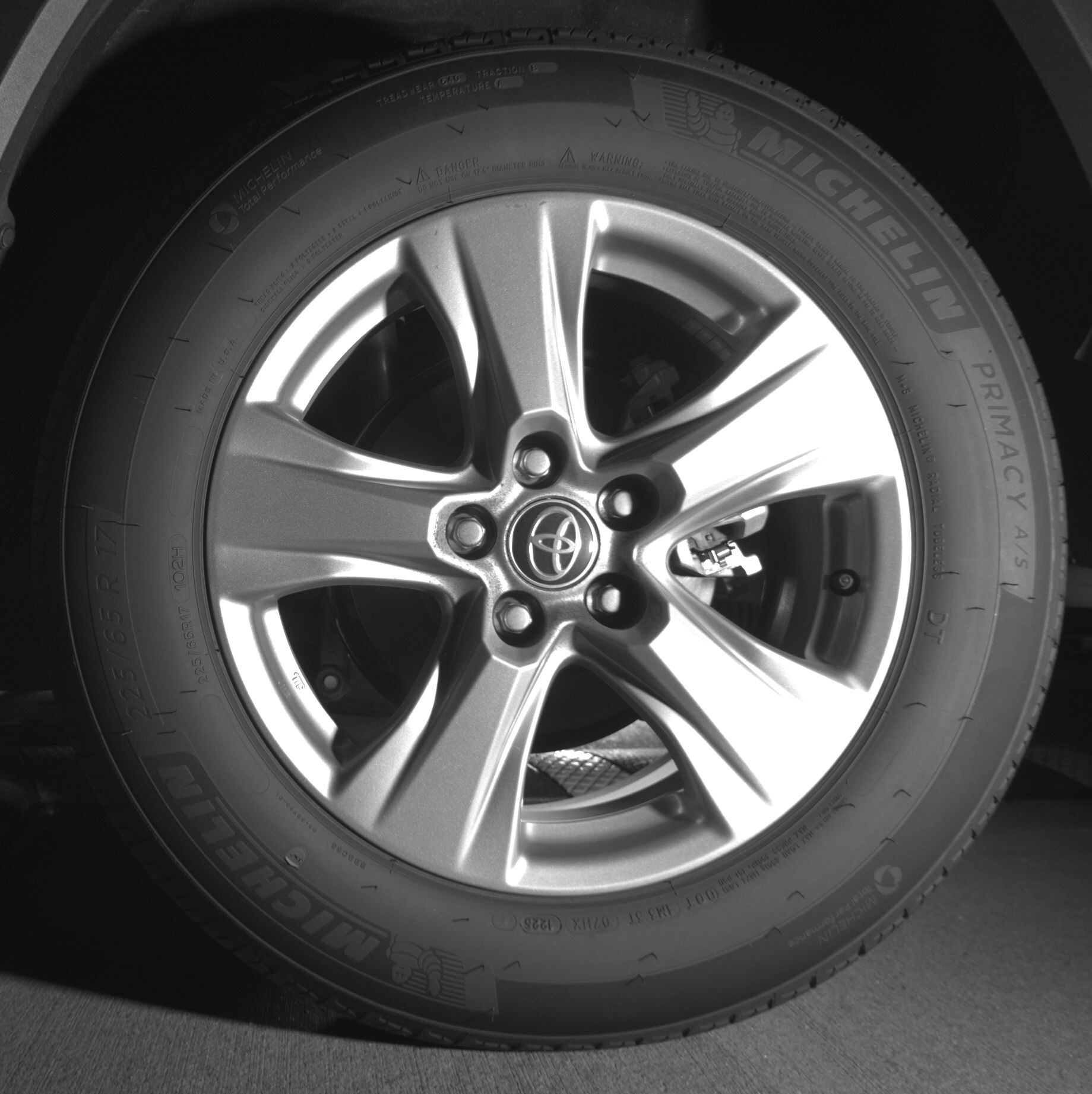 Thumbnail: 2025 Toyota RAV4 - 11