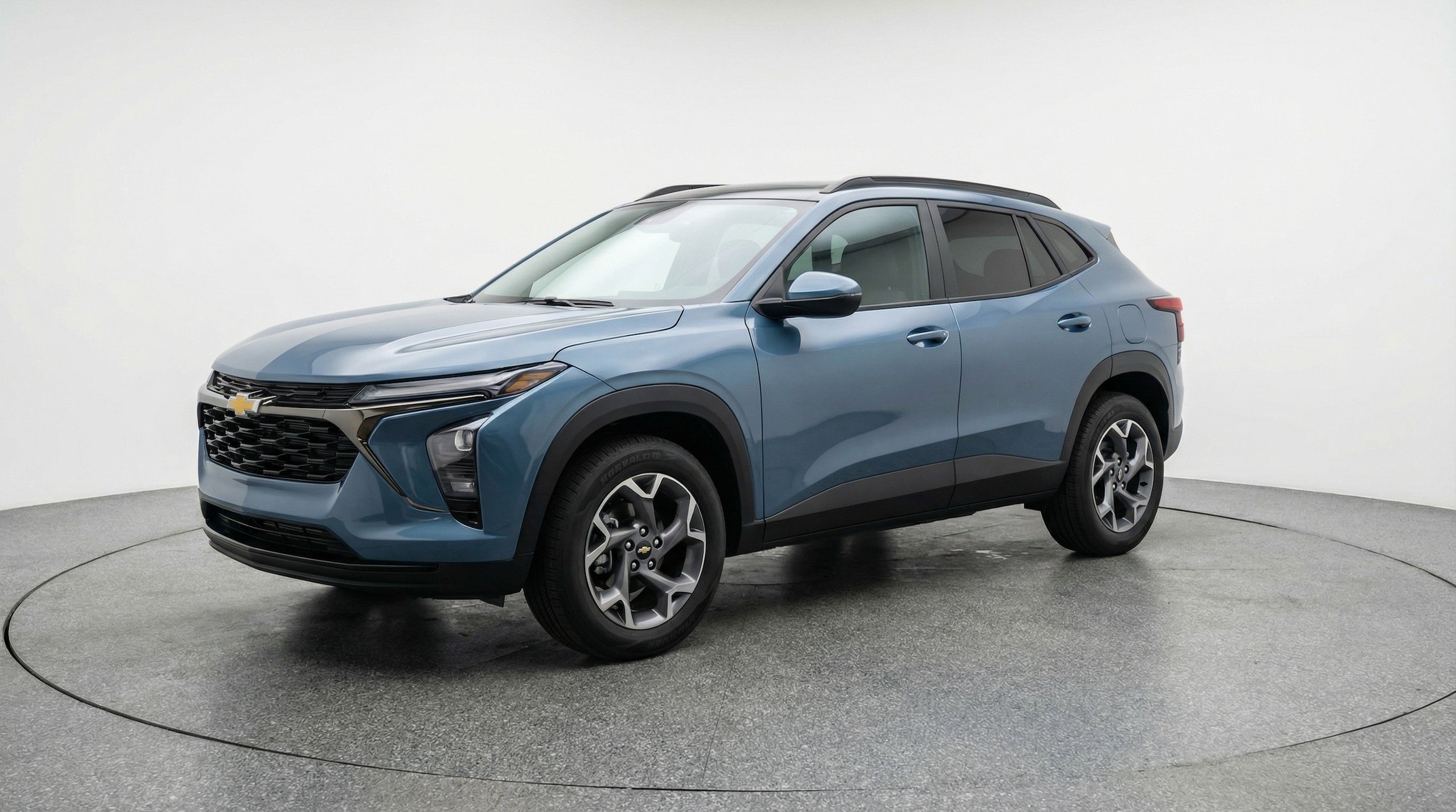 Thumbnail: 2025 Chevrolet Trax - 3