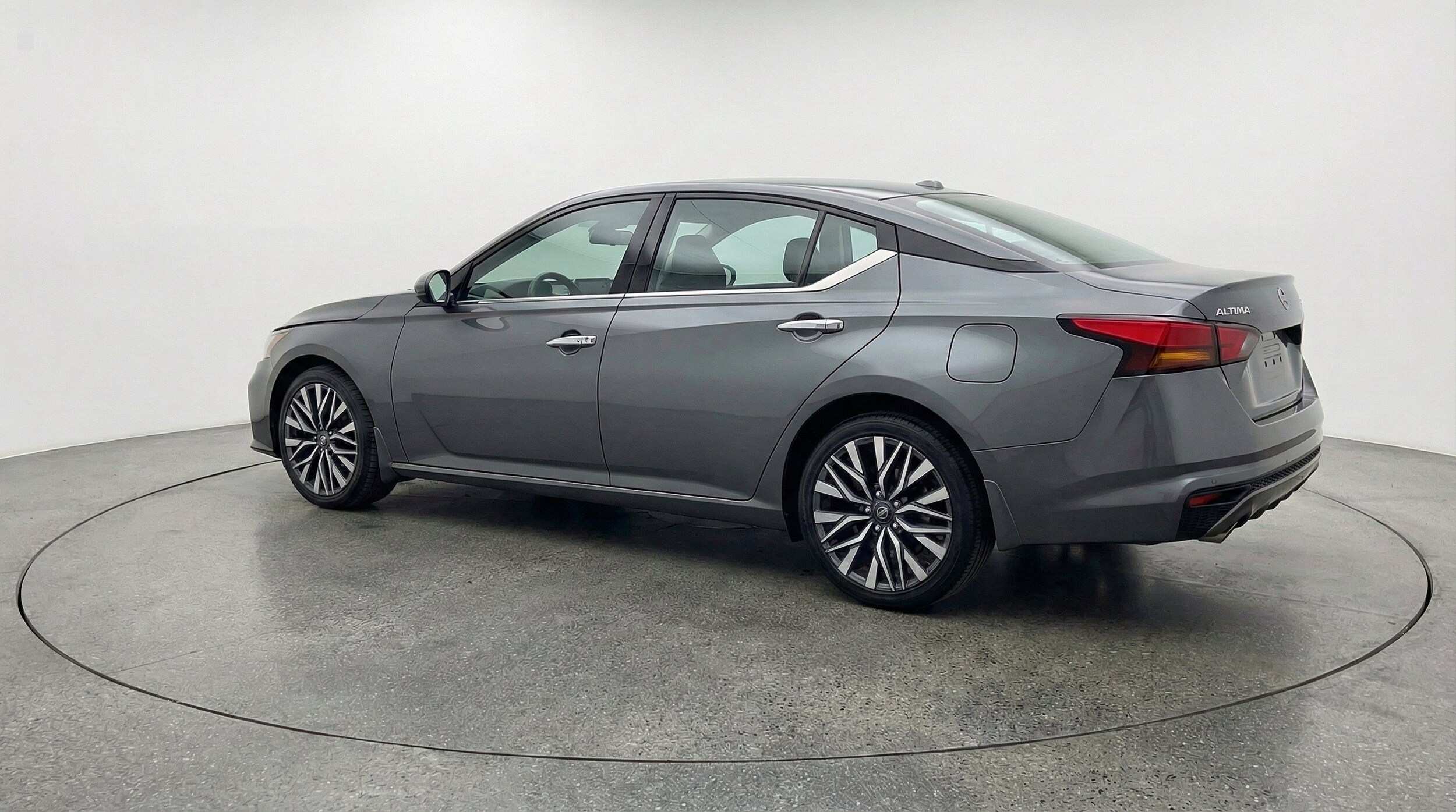Thumbnail: 2025 Nissan Altima - 6
