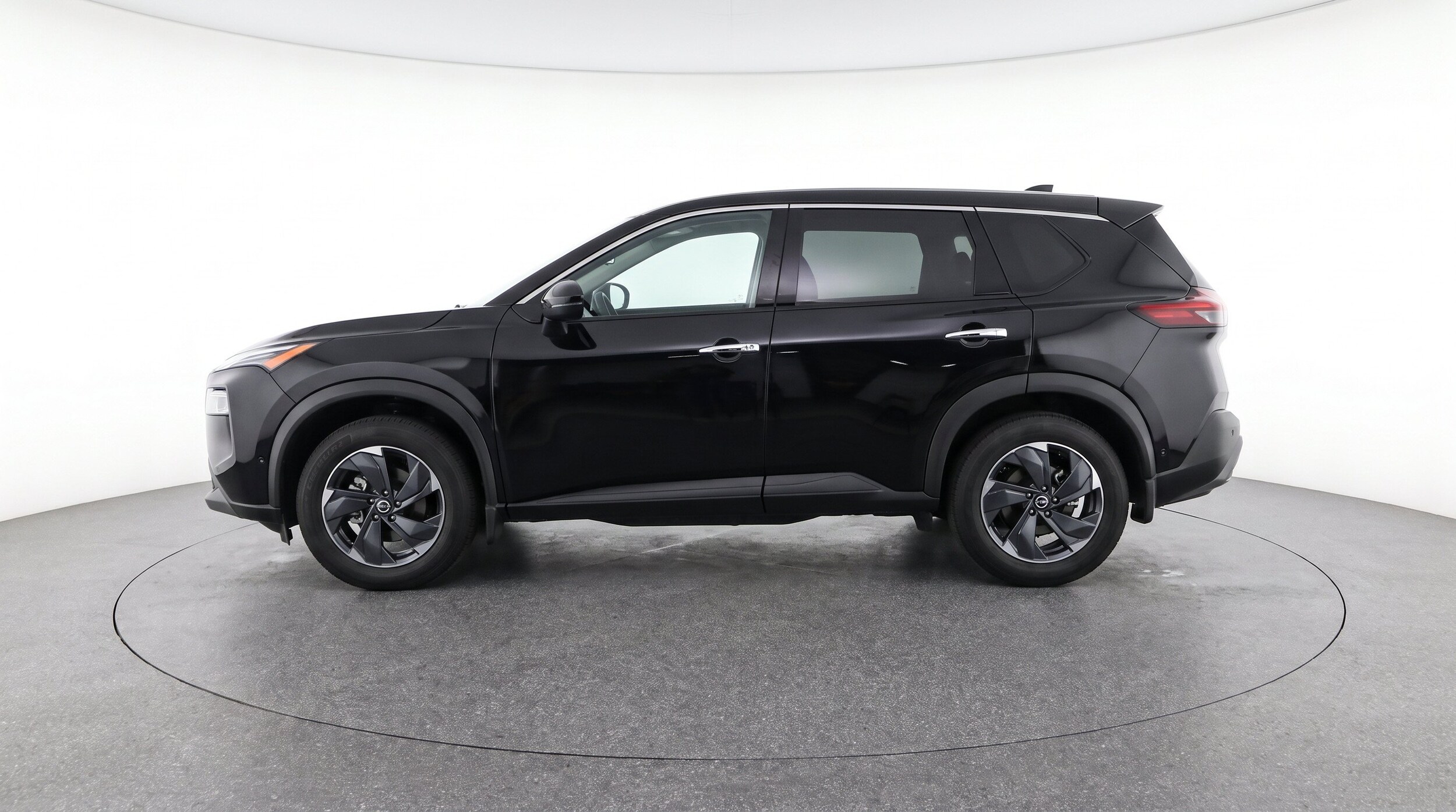 Thumbnail: 2025 Nissan Rogue - 5