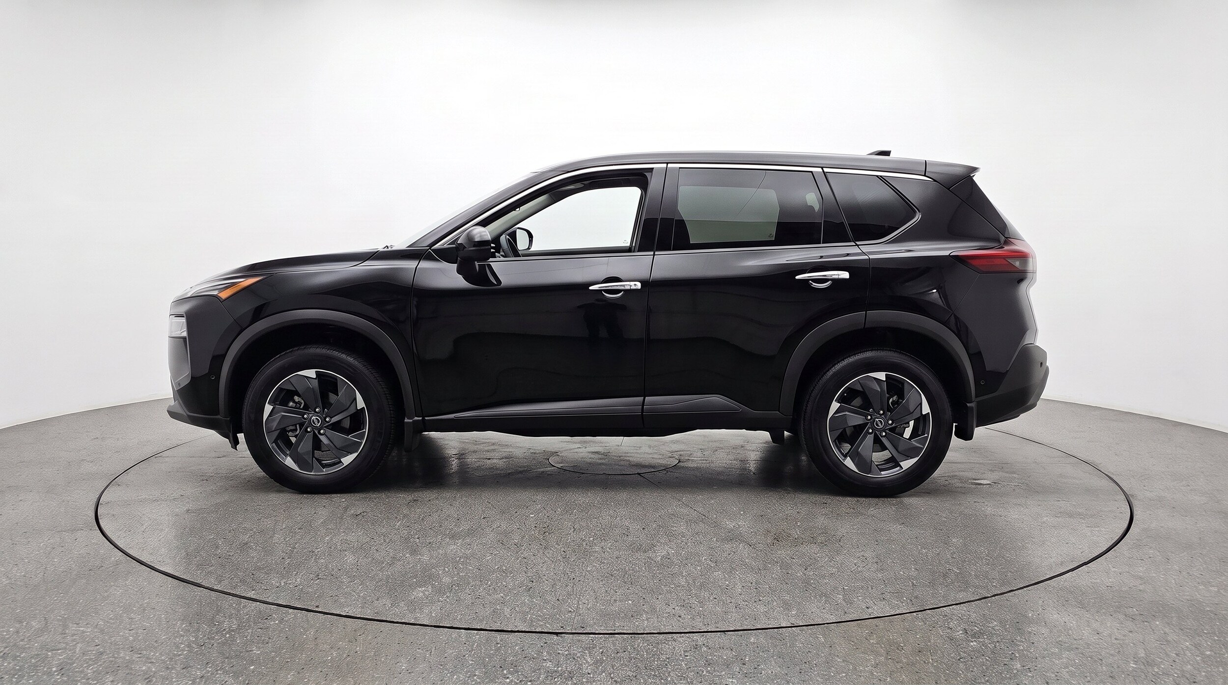 Thumbnail: 2025 Nissan Rogue - 5