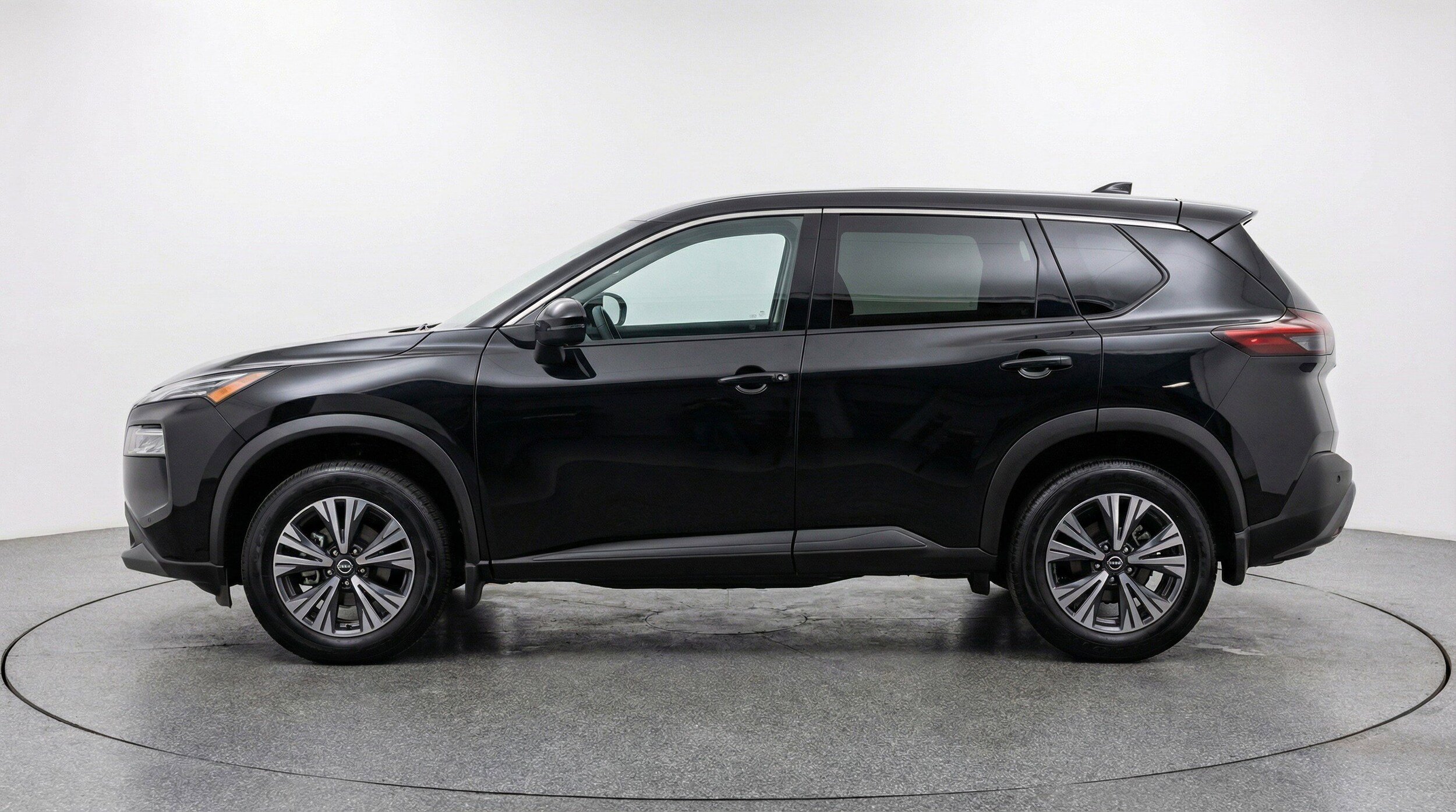 Thumbnail: 2025 Nissan Rogue - 5