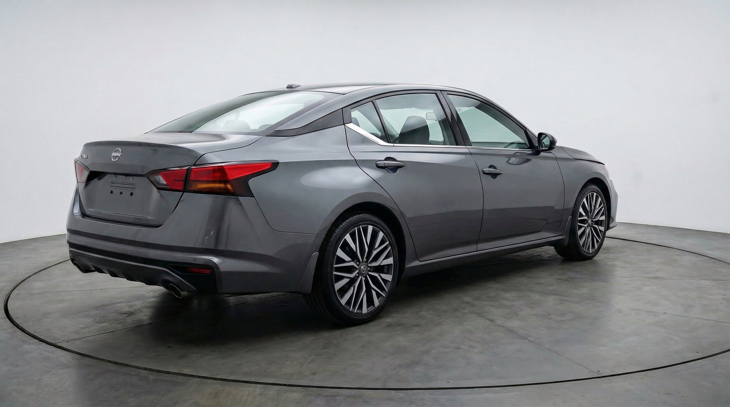 Thumbnail: 2025 Nissan Altima - 9