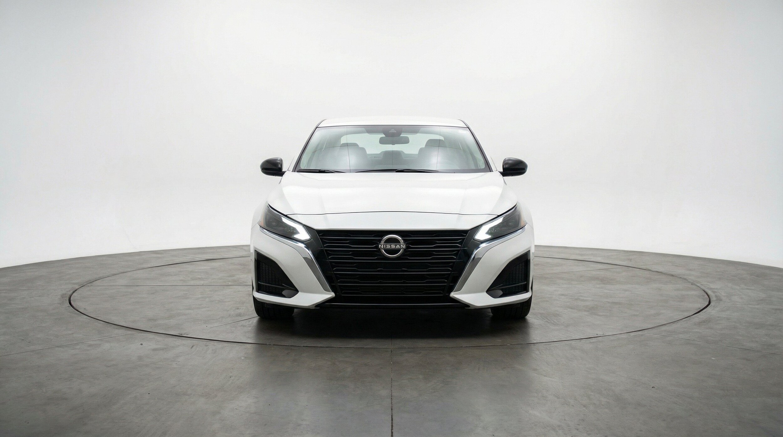 Thumbnail: 2025 Nissan Altima - 2