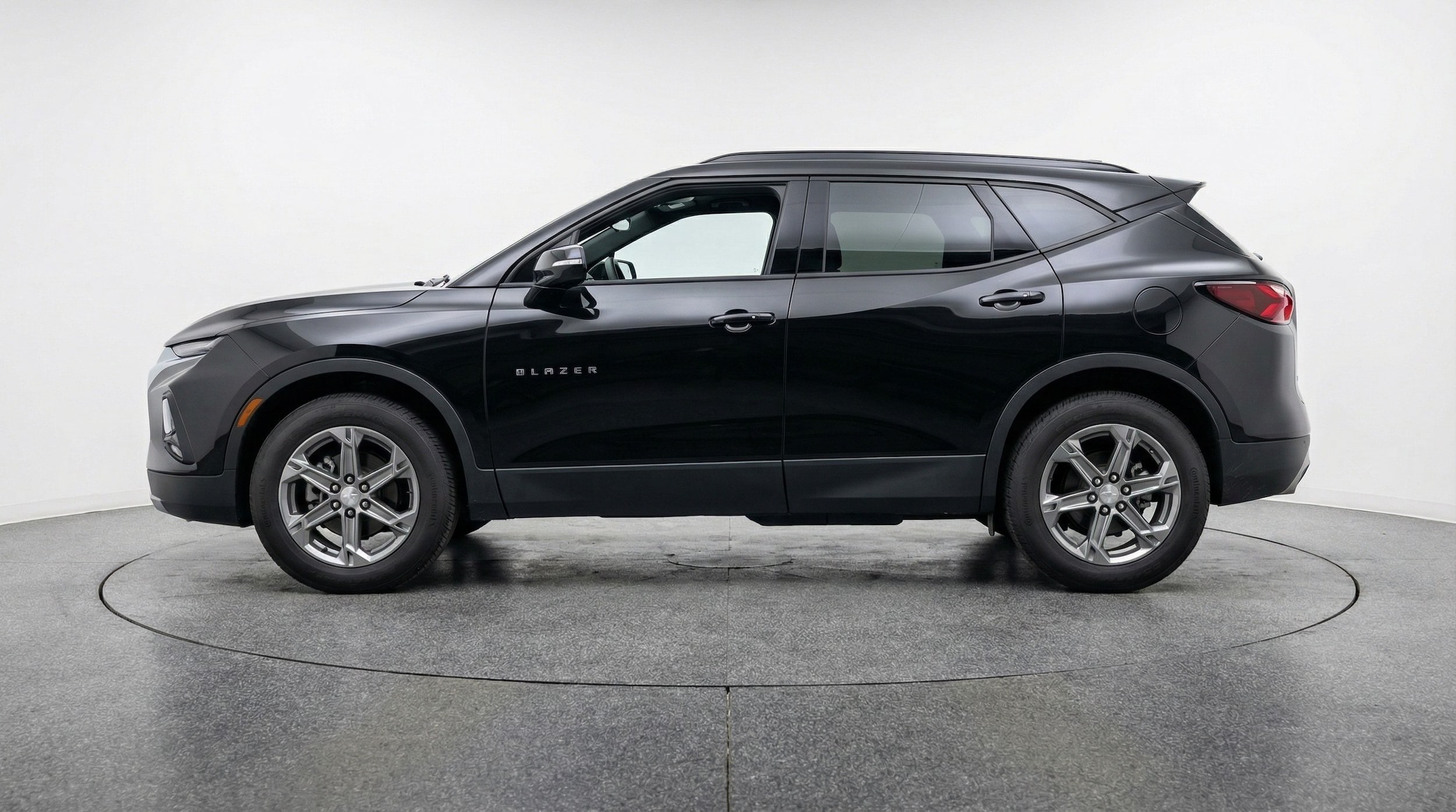 Thumbnail: 2025 Chevrolet Blazer - 4