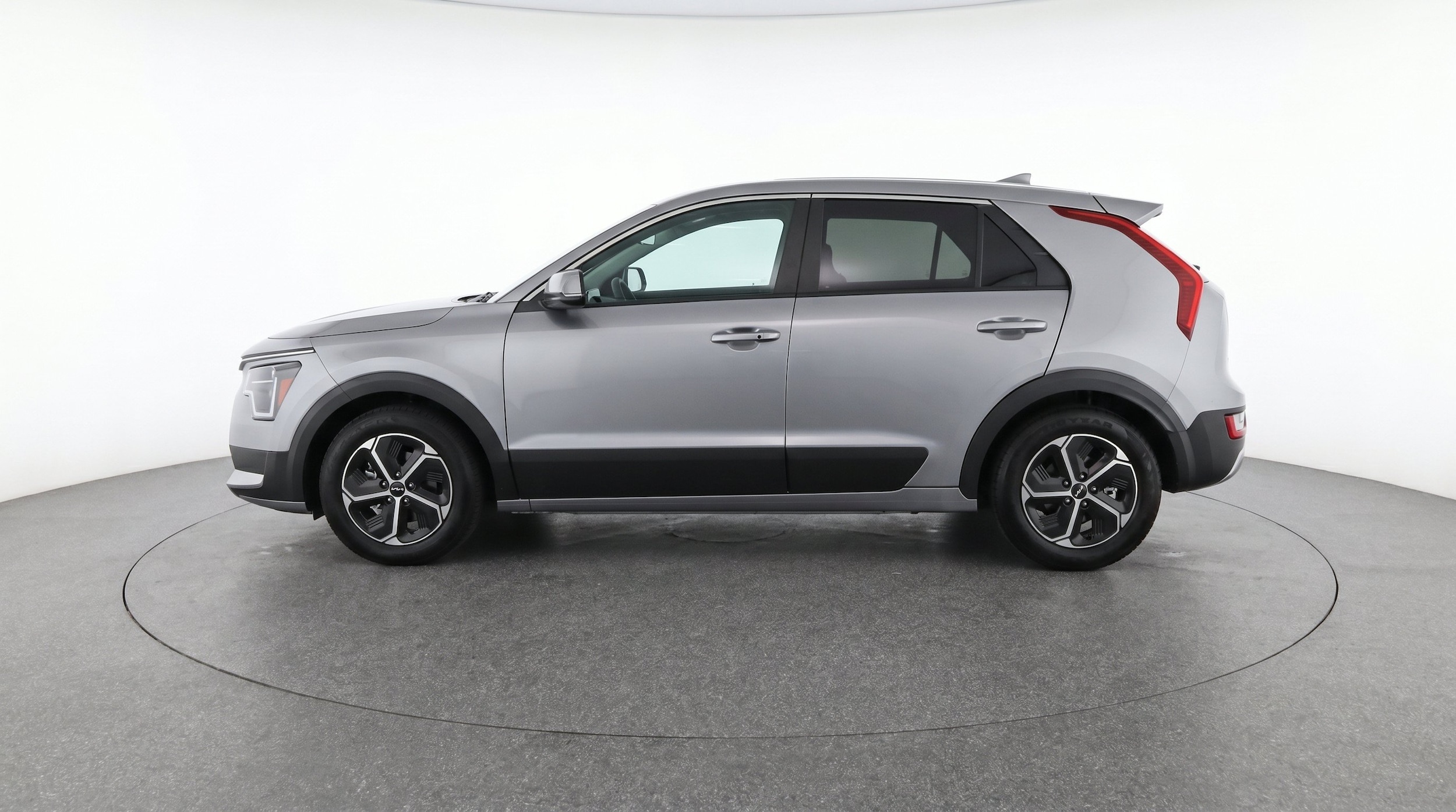 Thumbnail: 2026 Kia Niro - 5