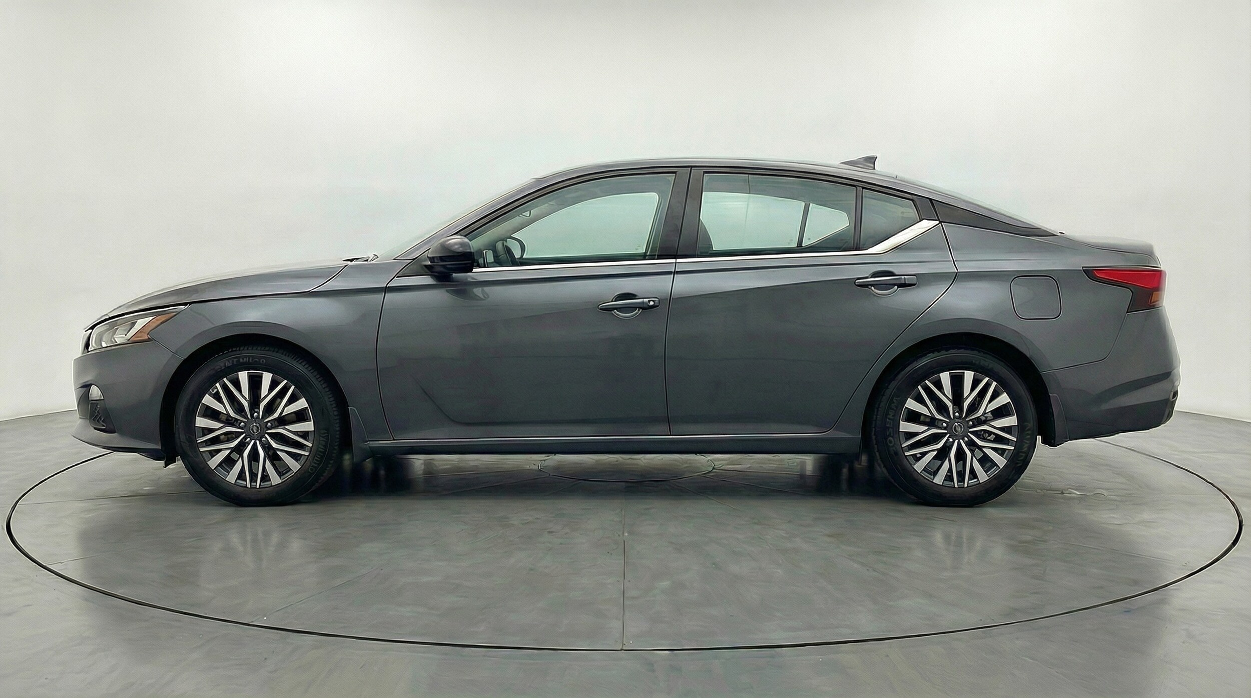 Thumbnail: 2025 Nissan Altima - 4