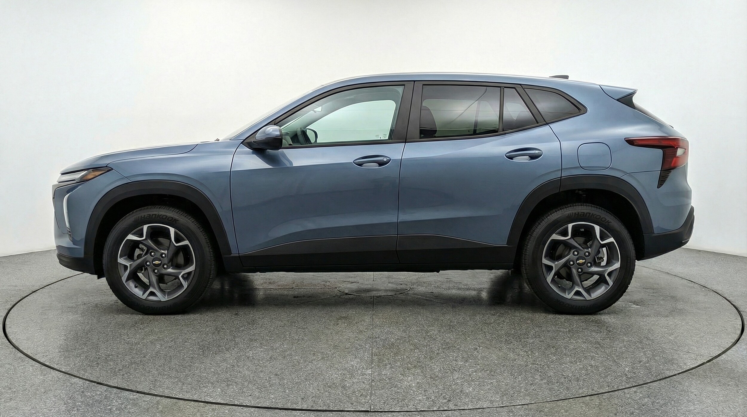 Thumbnail: 2025 Chevrolet Trax - 4