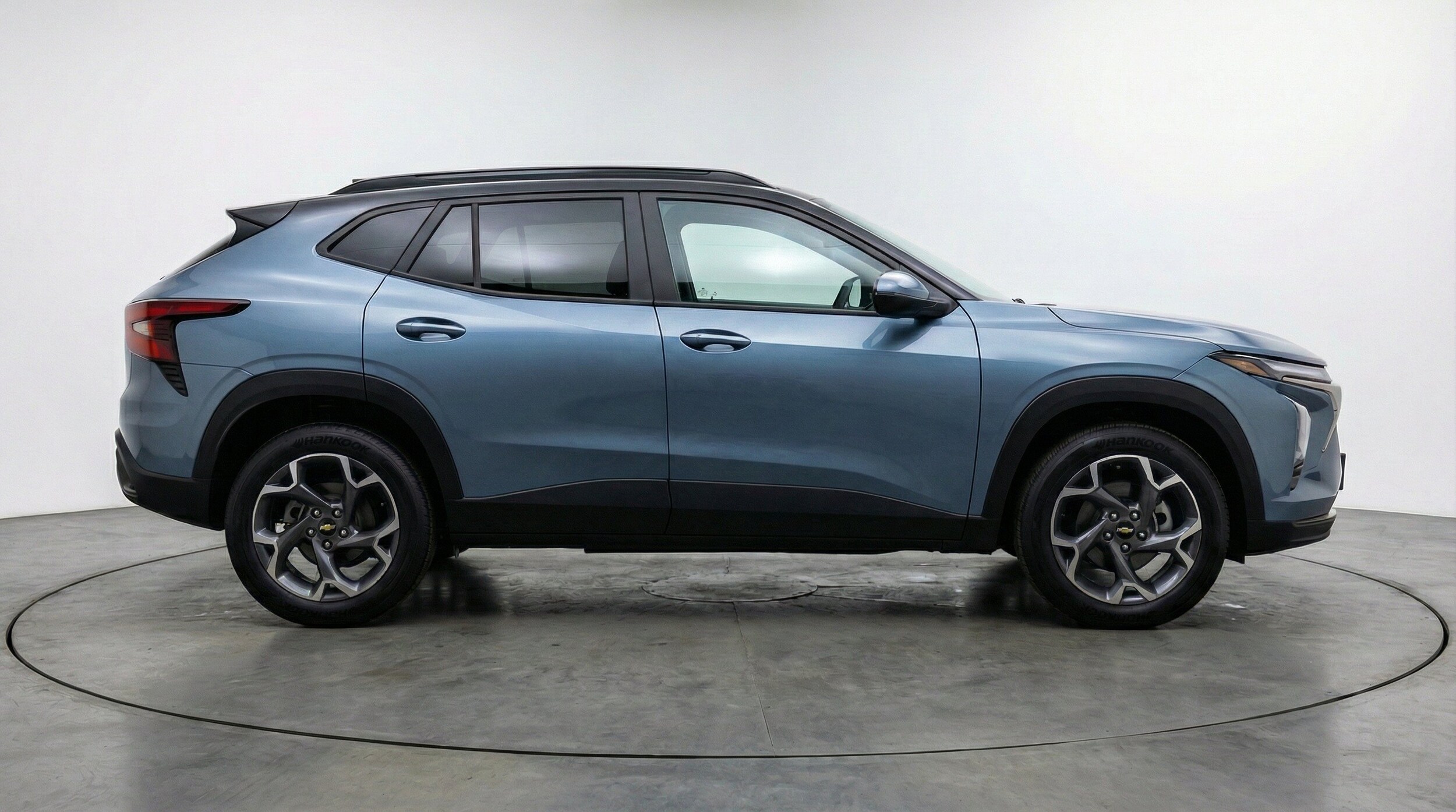 Thumbnail: 2025 Chevrolet Trax - 11