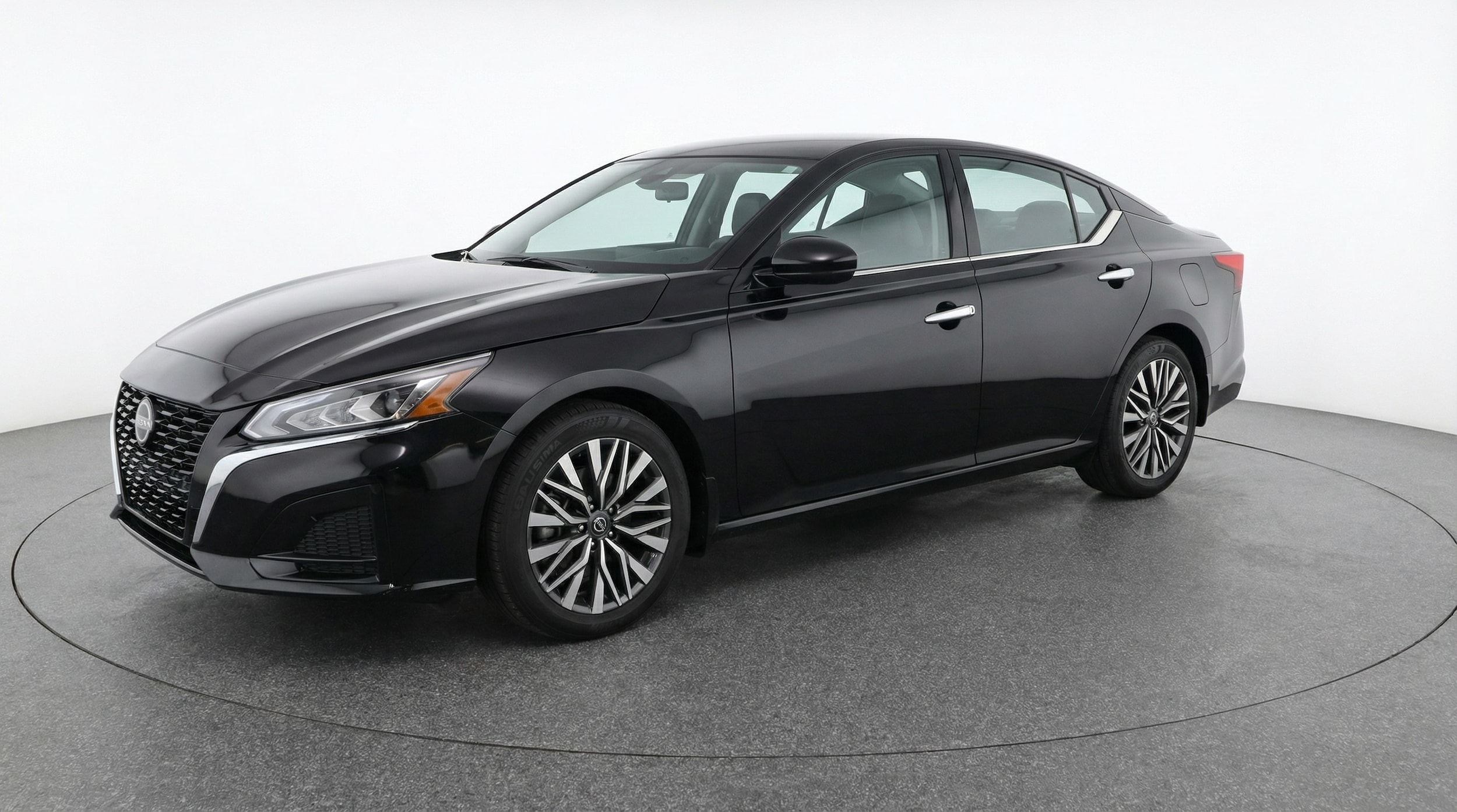 Thumbnail: 2025 Nissan Altima - 3