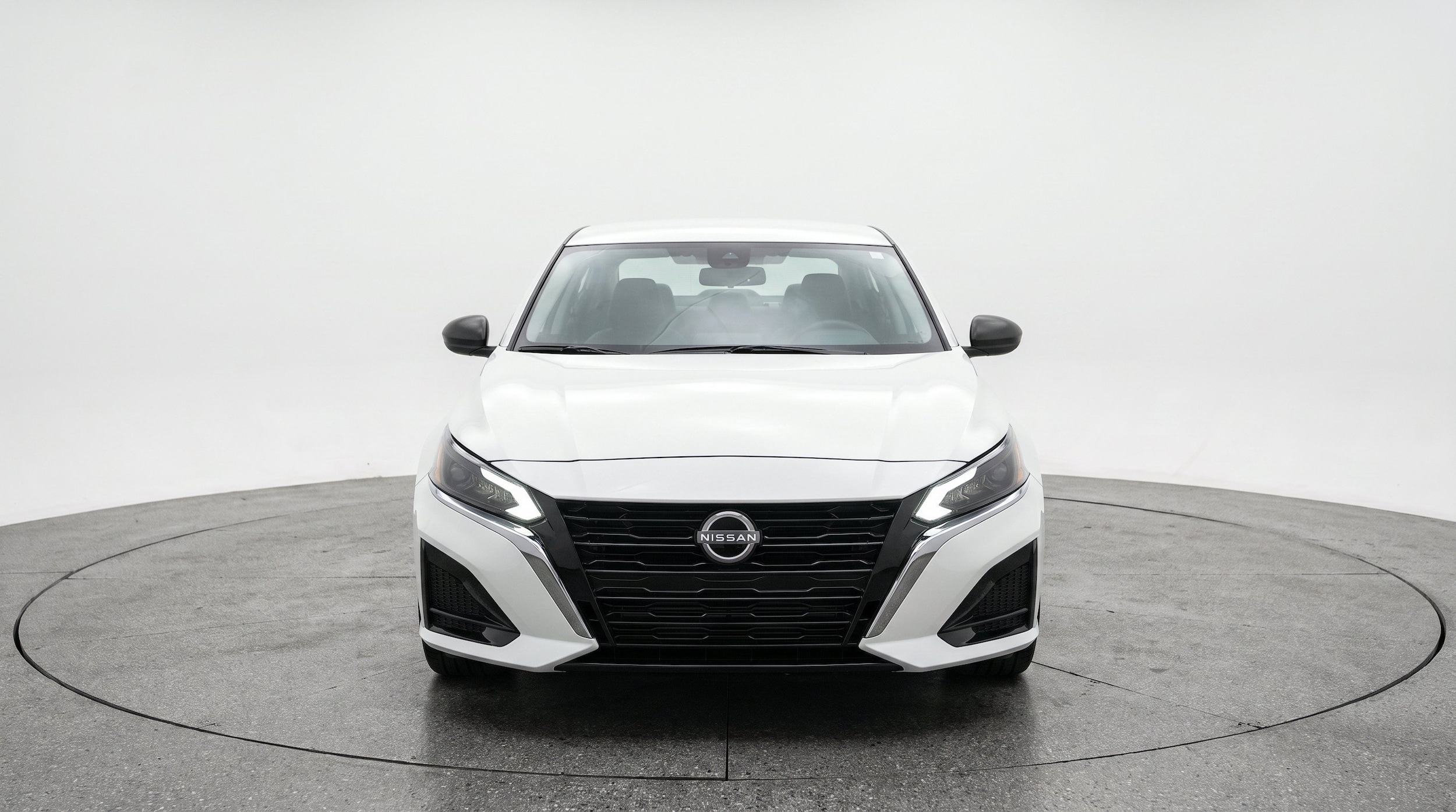 Thumbnail: 2025 Nissan Altima - 2