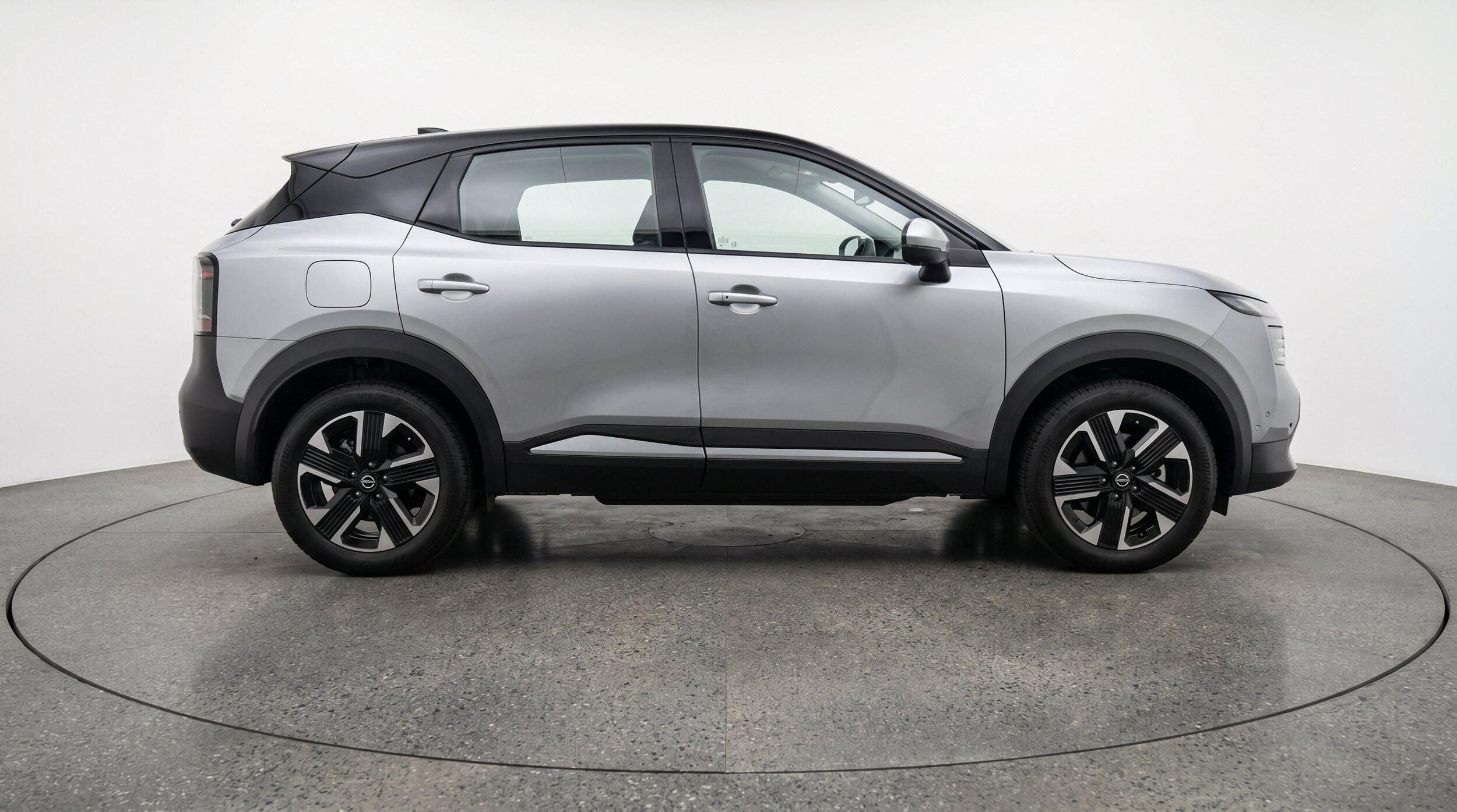 Thumbnail: 2026 Nissan Kicks - 11
