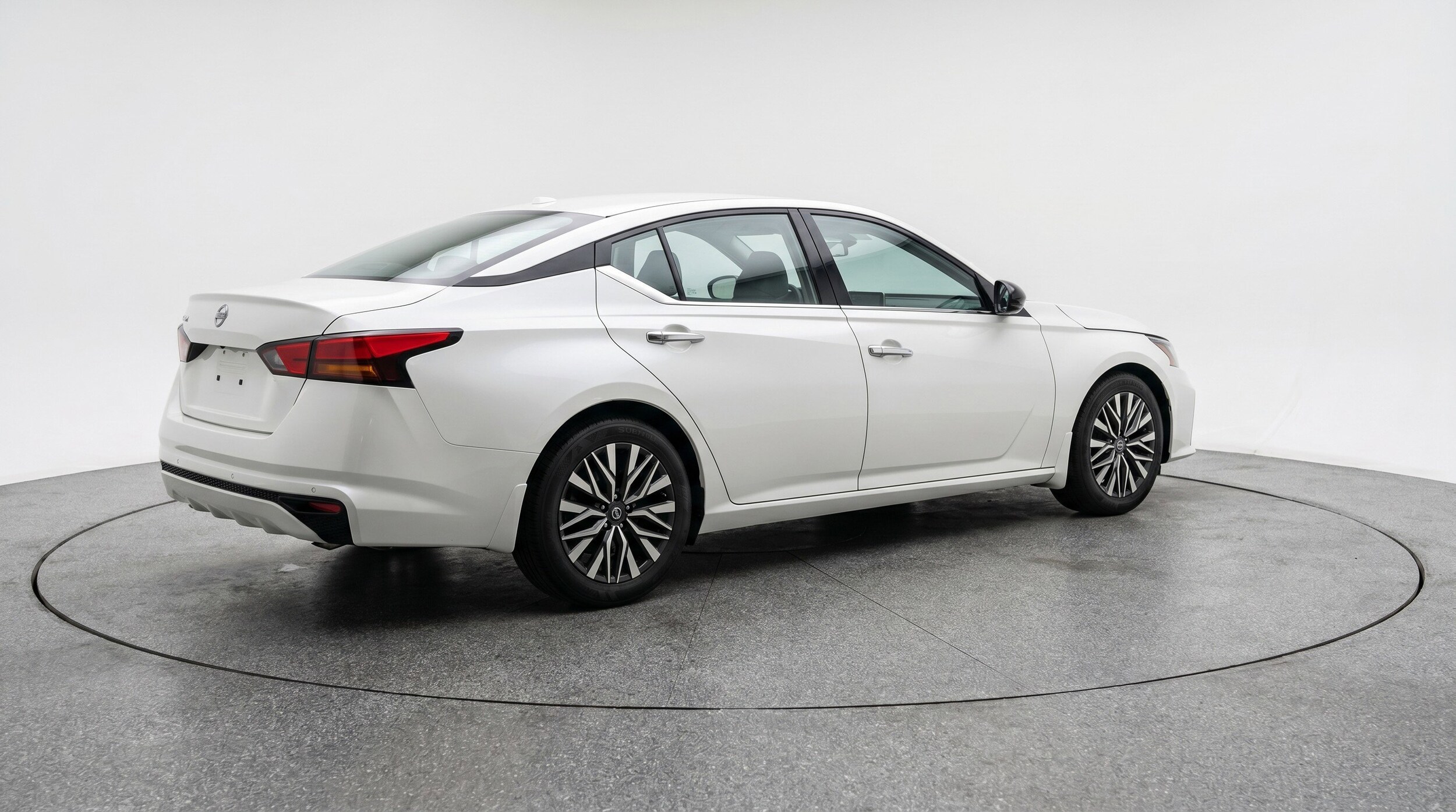 Thumbnail: 2025 Nissan Altima - 9