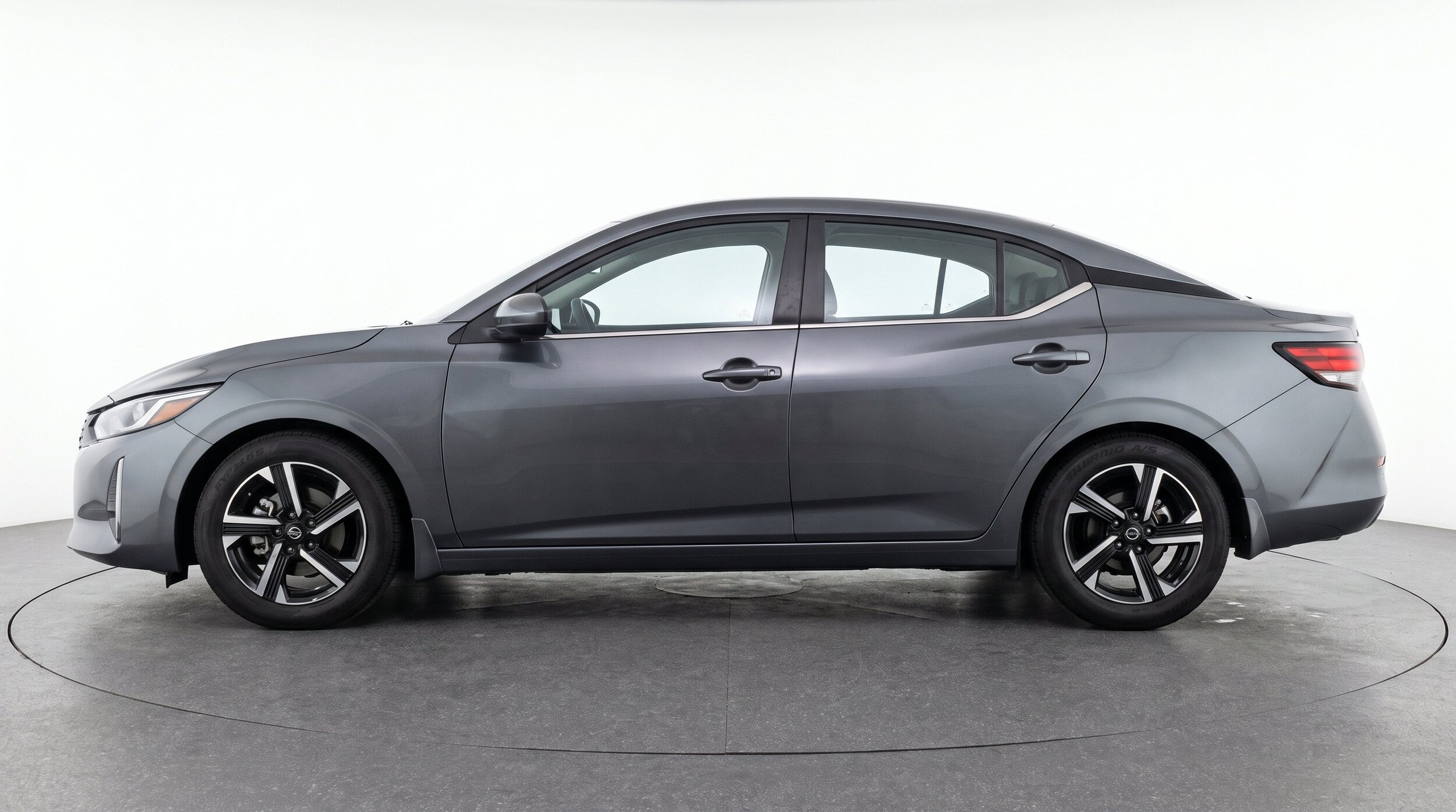 Thumbnail: 2025 Nissan Sentra - 5