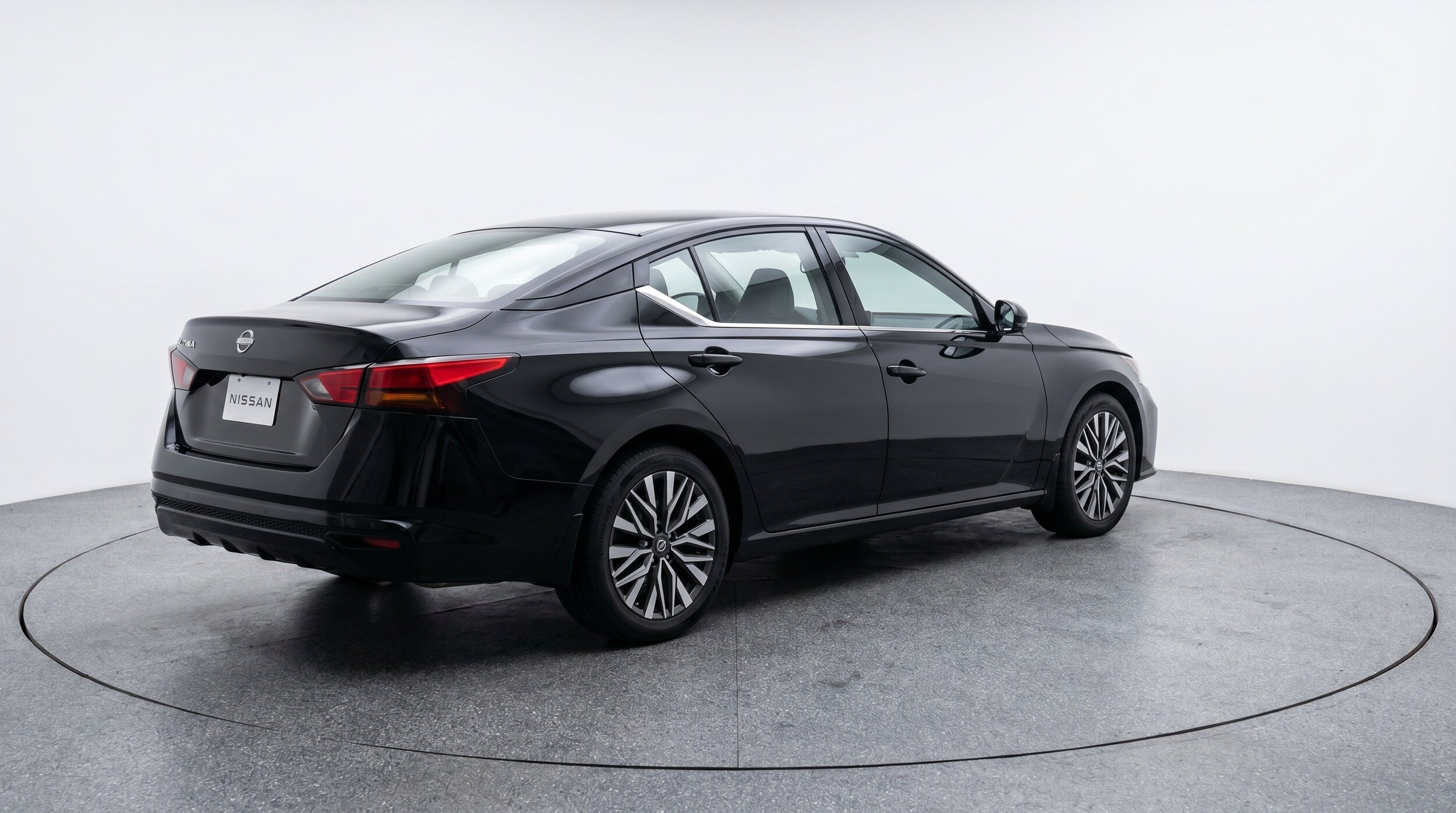 Thumbnail: 2025 Nissan Altima - 9