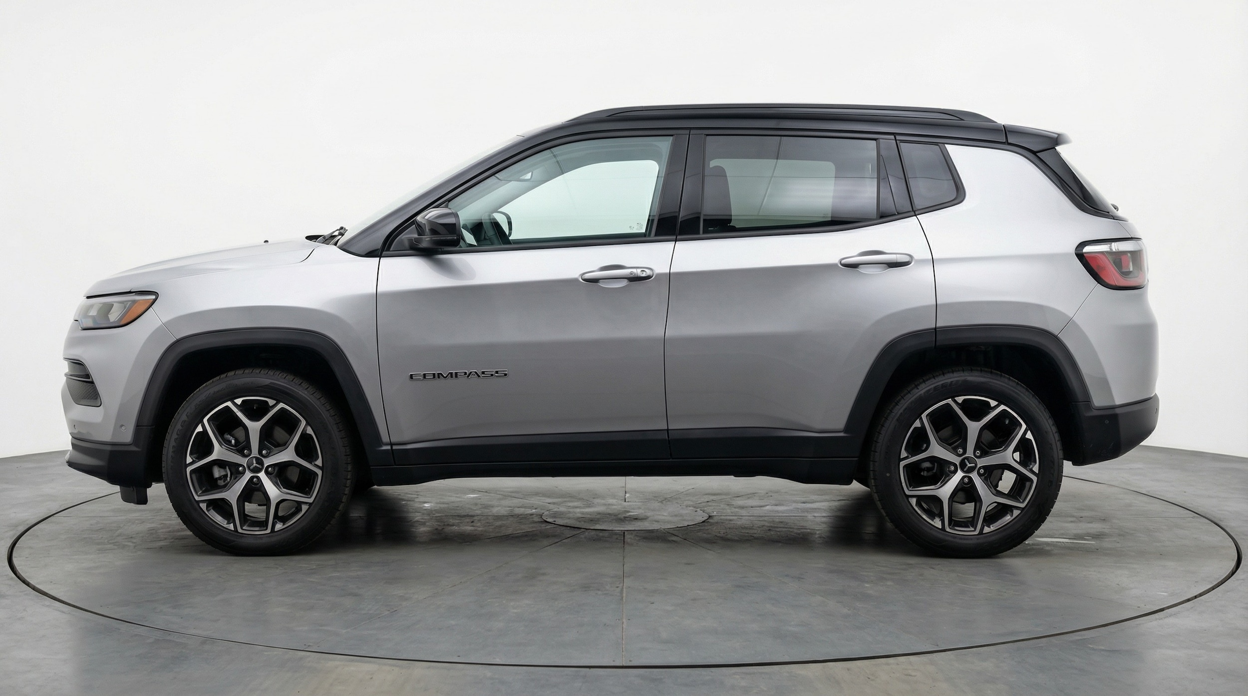 Thumbnail: 2025 Jeep Compass - 4