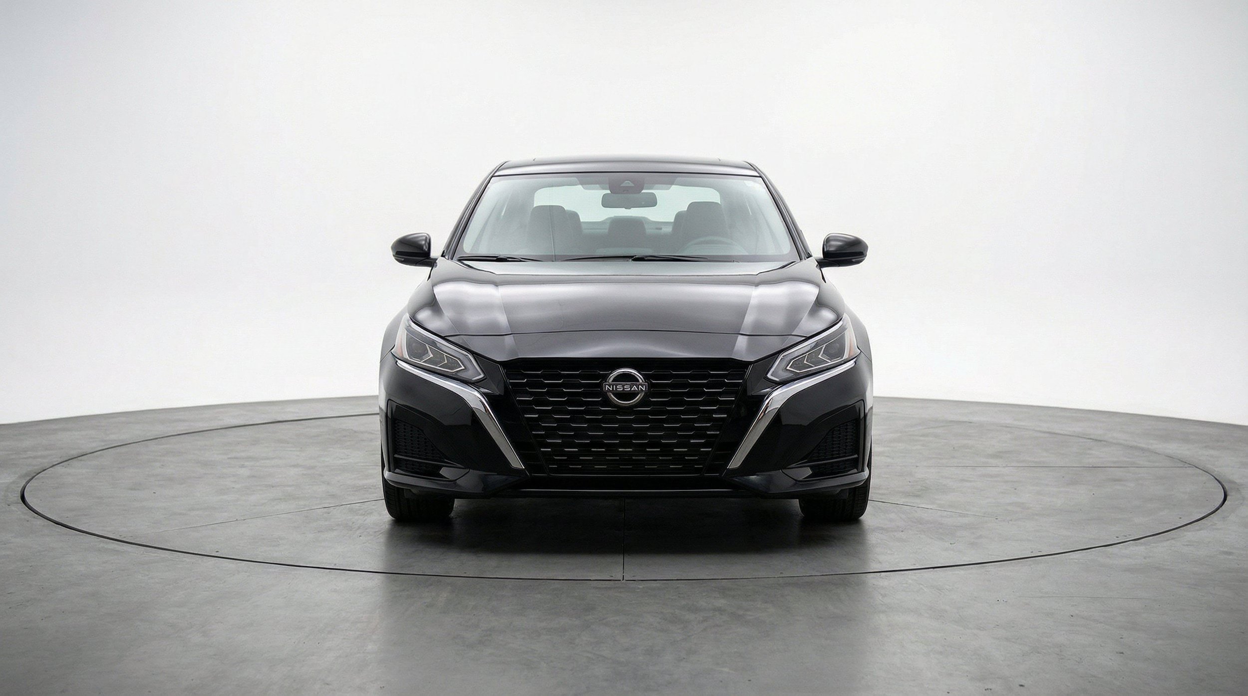 Thumbnail: 2025 Nissan Altima - 2