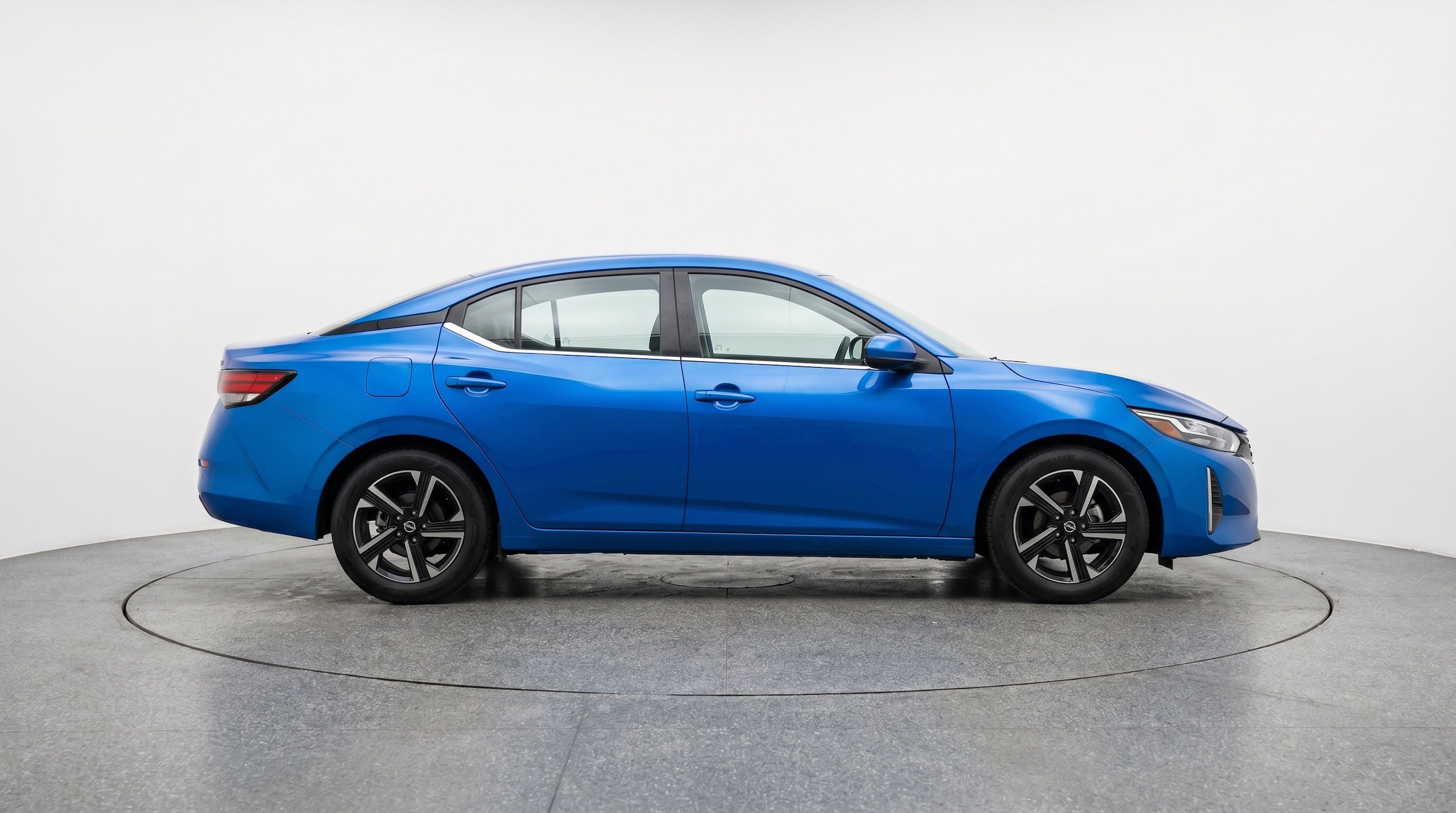 Thumbnail: 2025 Nissan Sentra - 11