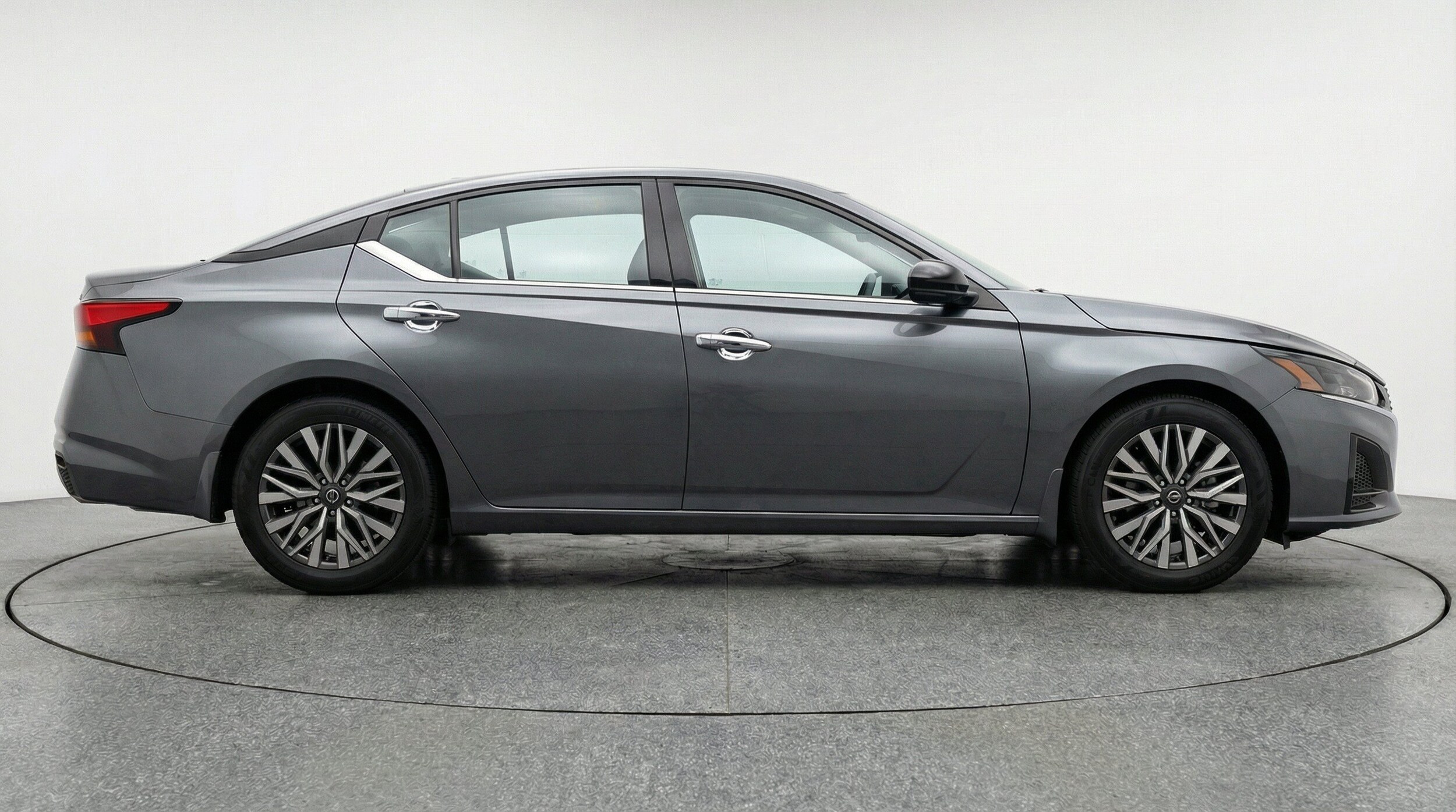 Thumbnail: 2025 Nissan Altima - 11